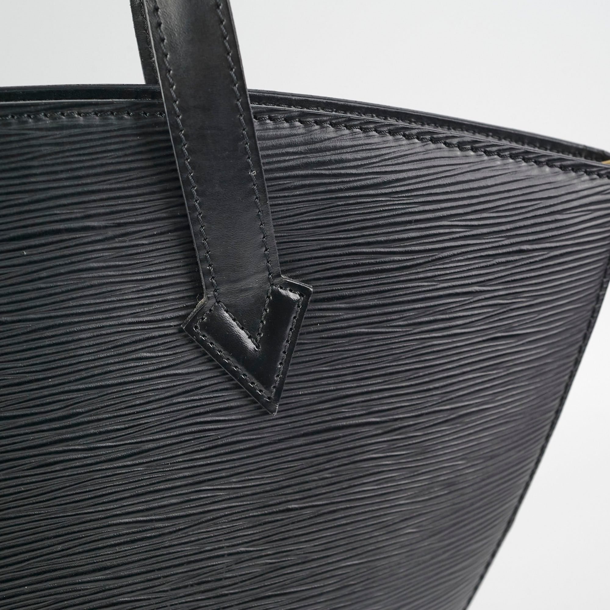Louis Vuitton Saint Jacques PM Noir Epi