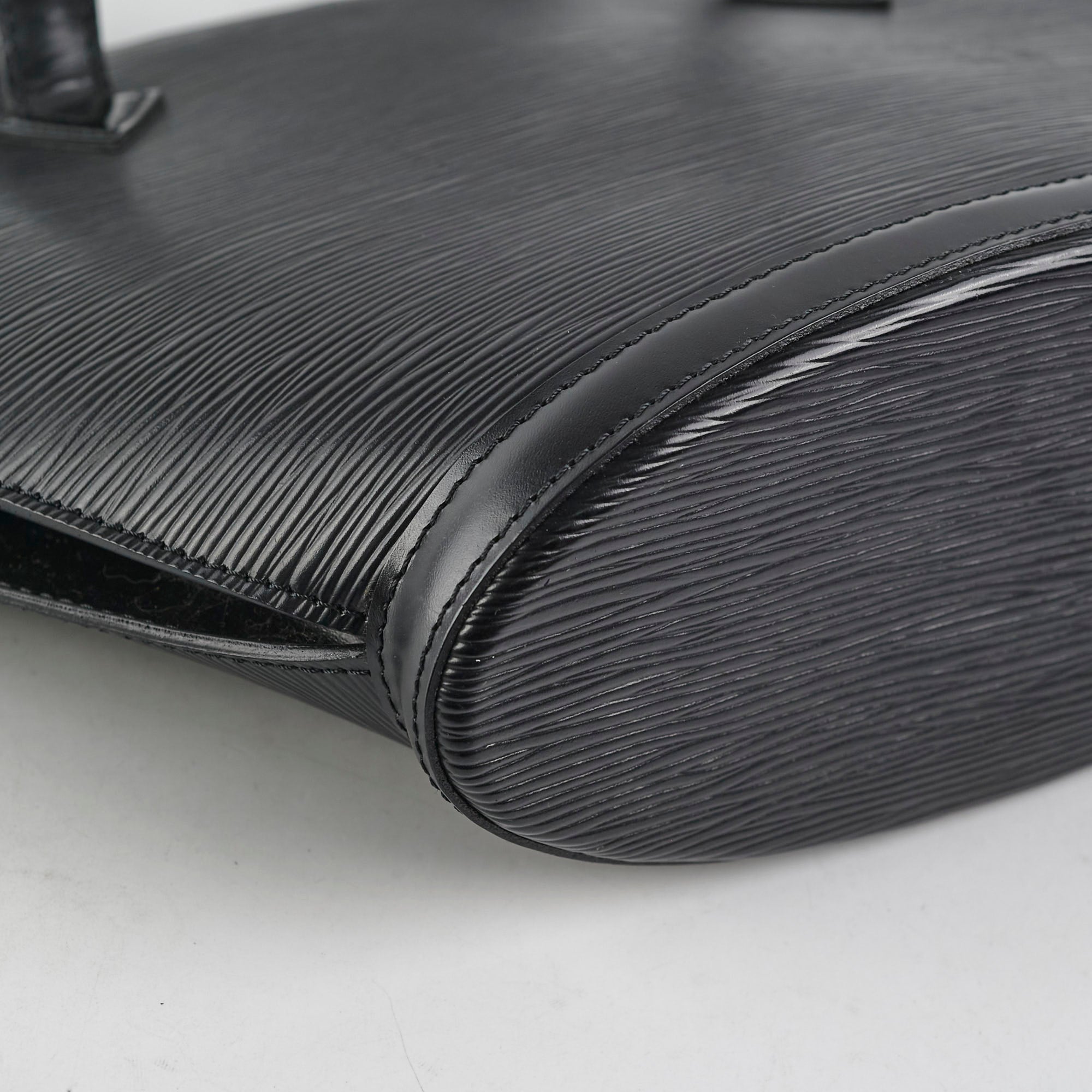 Louis Vuitton Saint Jacques PM Noir Epi