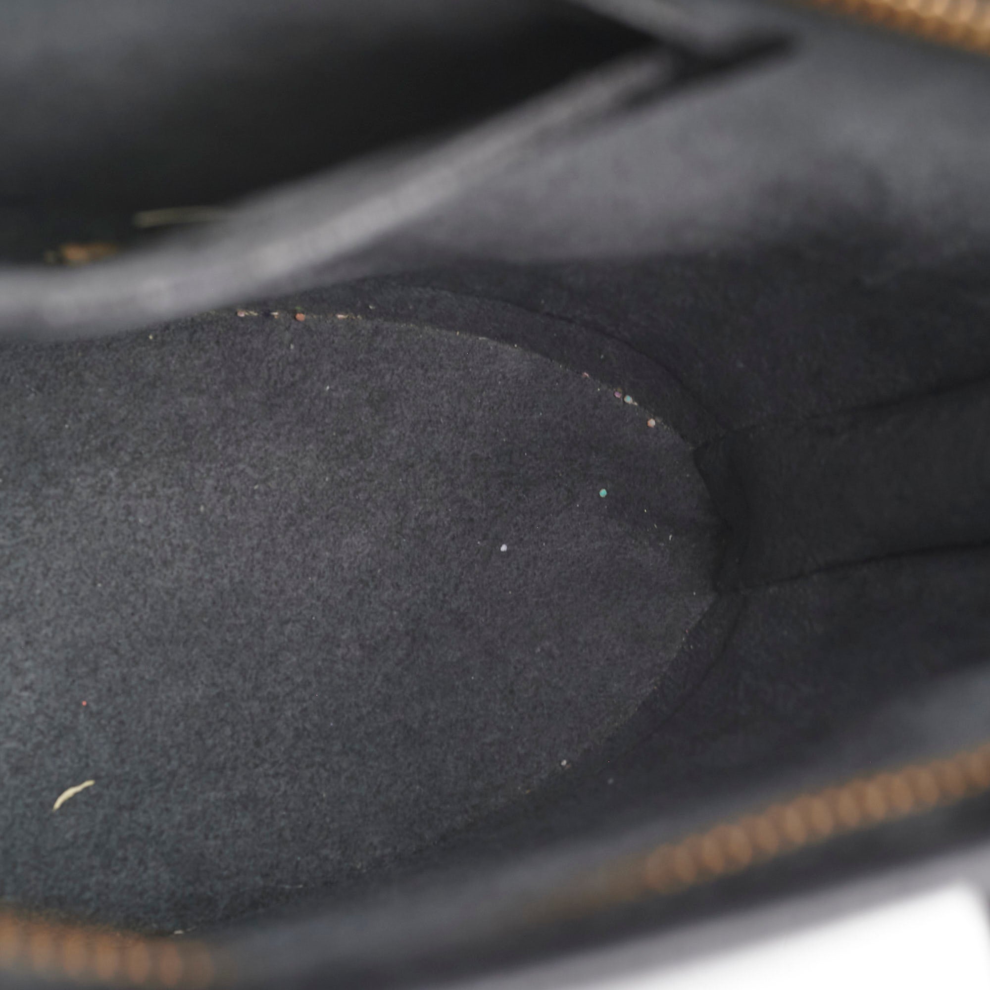 Louis Vuitton Saint Jacques PM Noir Epi