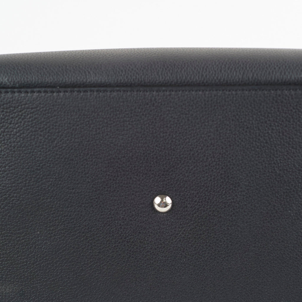 Louis Vuitton Lock Me Black