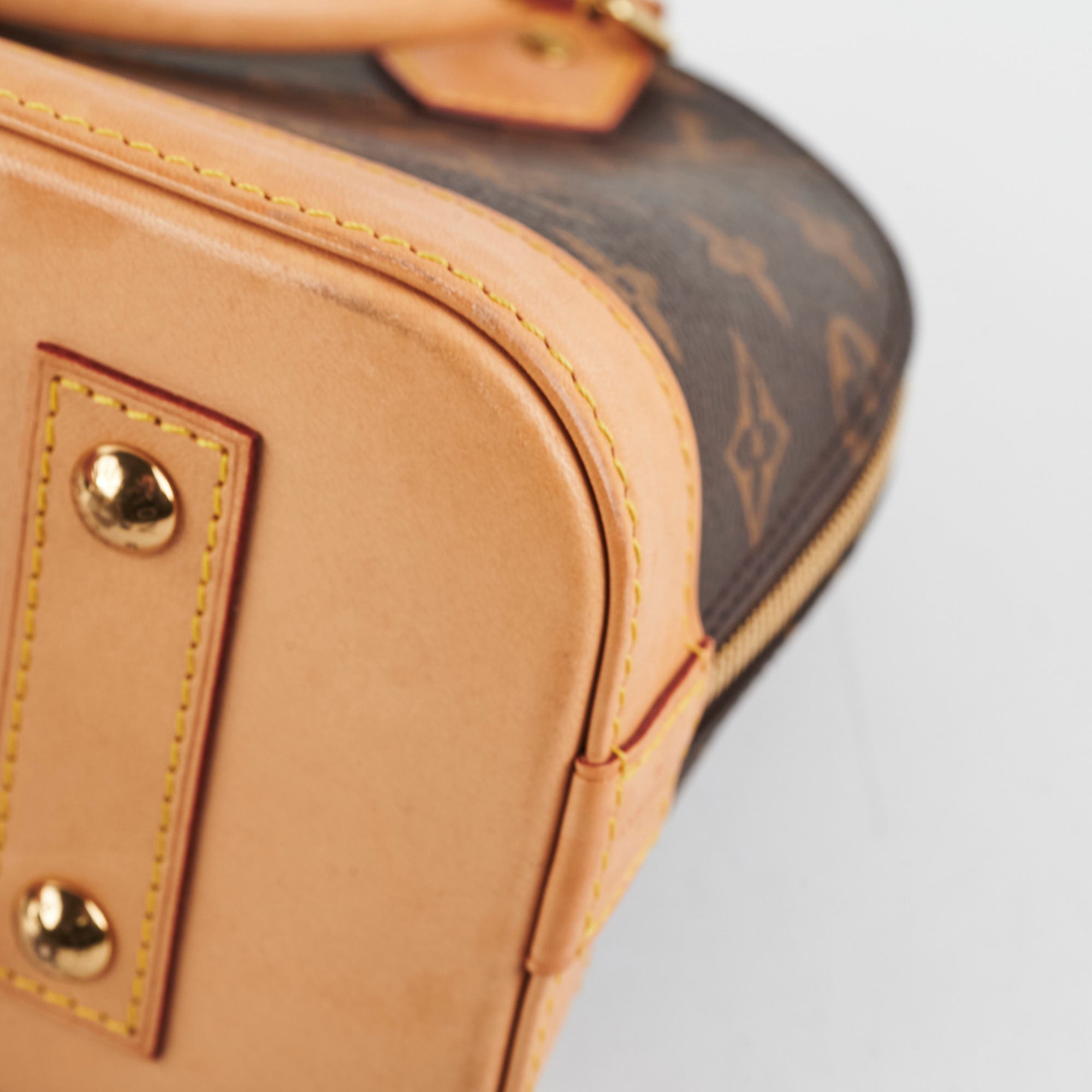 Louis Vuitton Alma BB Monogram