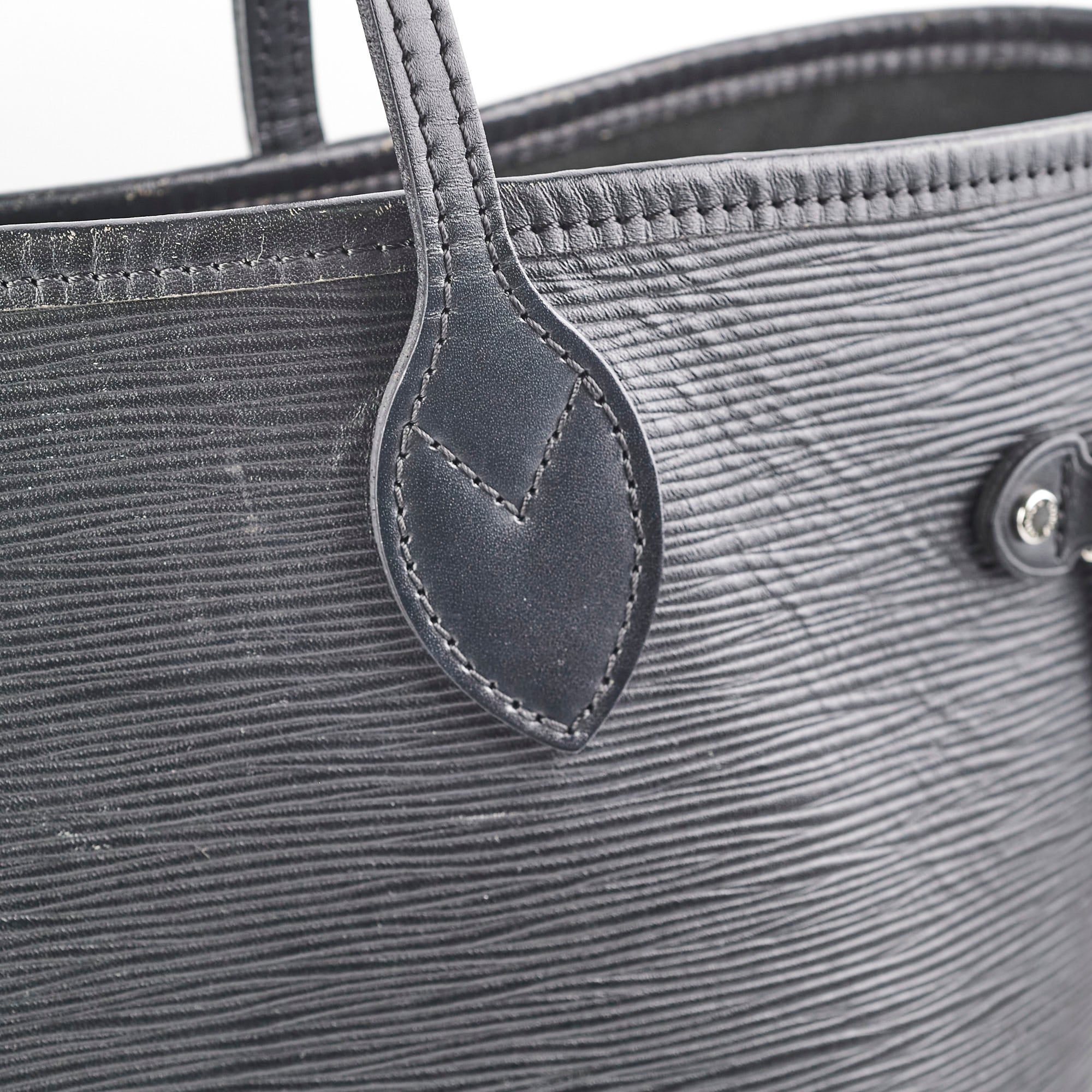 Louis Vuitton Neverfull MM Epi Black
