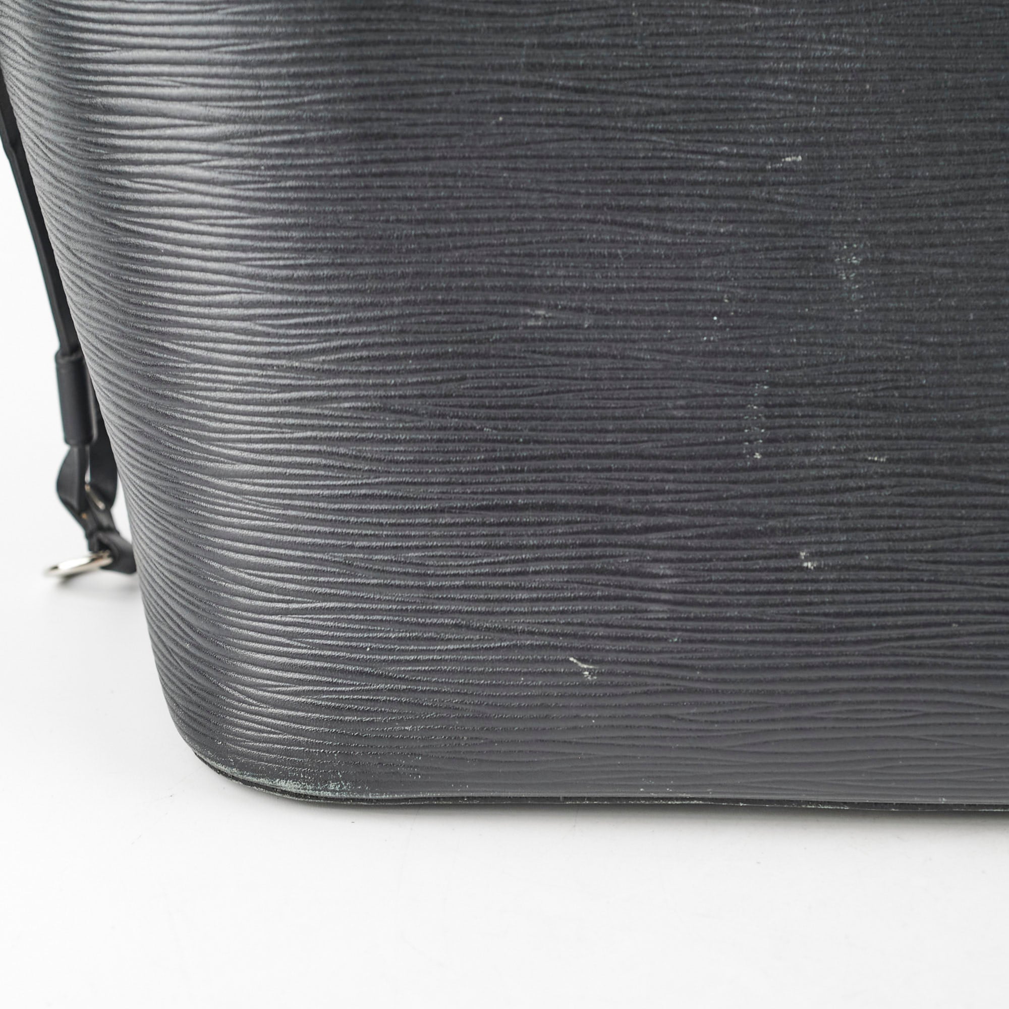 Louis Vuitton Neverfull MM Epi Black