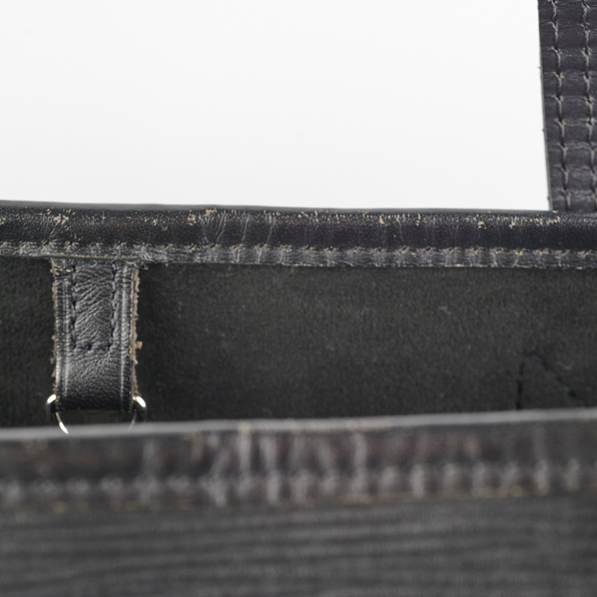 Louis Vuitton Neverfull MM Epi Black