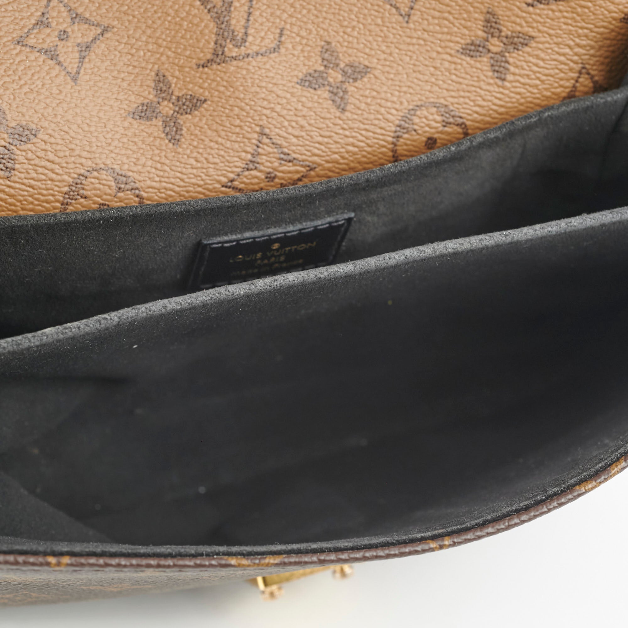 Louis Vuitton Pochette Metis Reverse Monogram