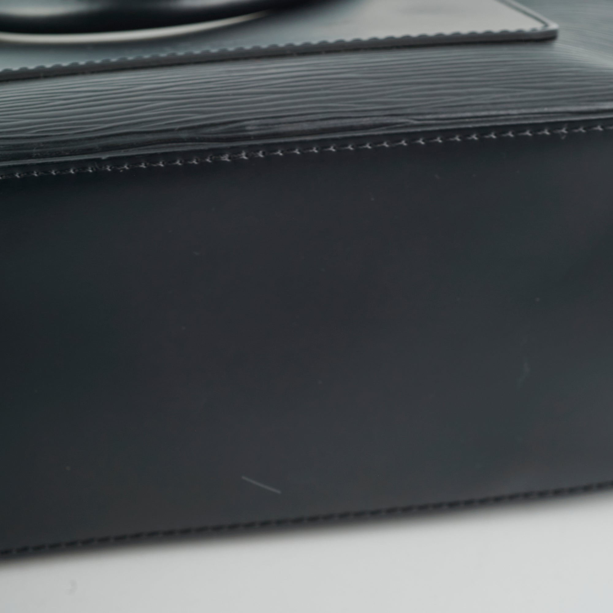 Louis Vuitton Kleber PM Epi Noir