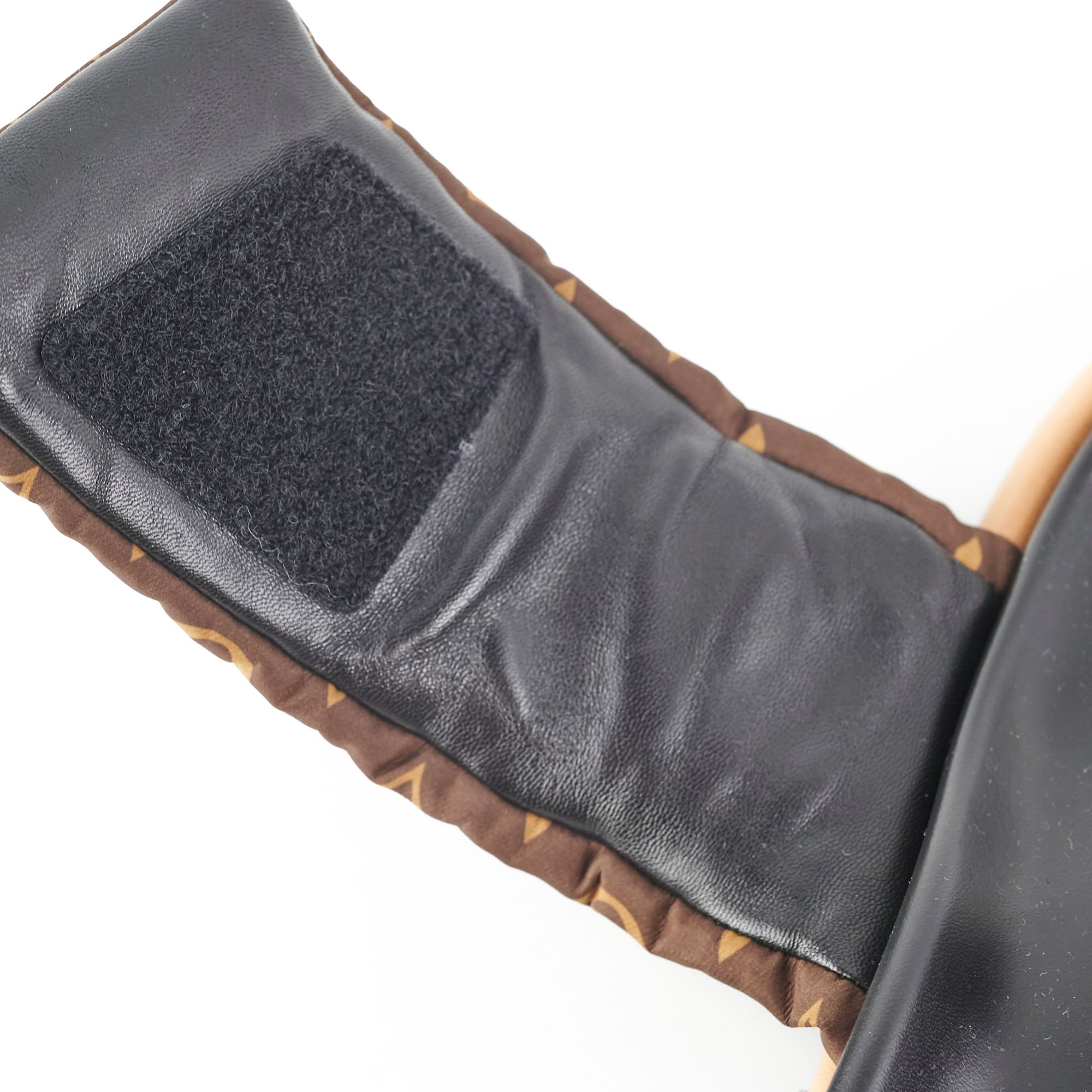 Louis Vuitton Pool Pillow Mule Size 36 Monogram