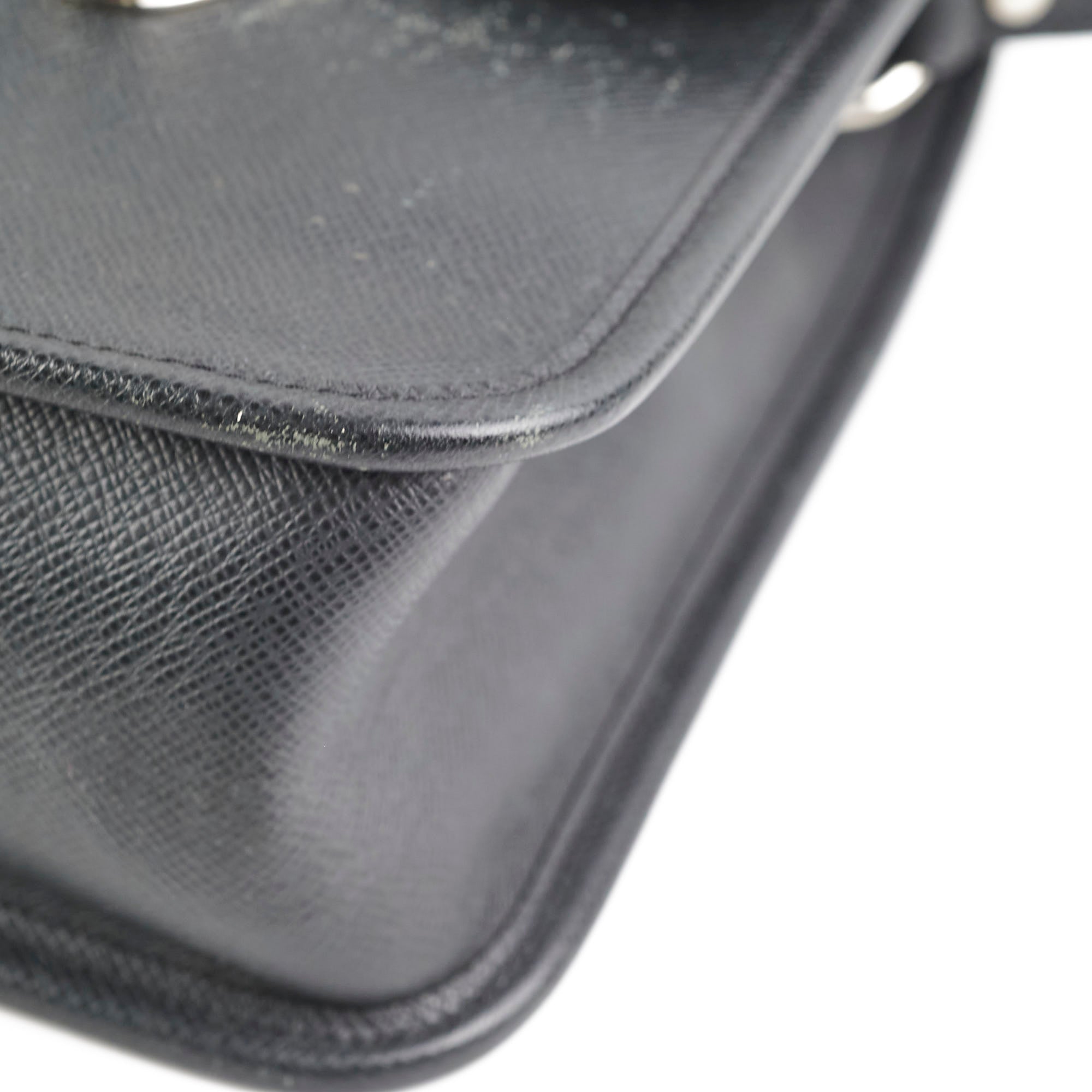 Louis Vuitton Men's Messenger Bag Black