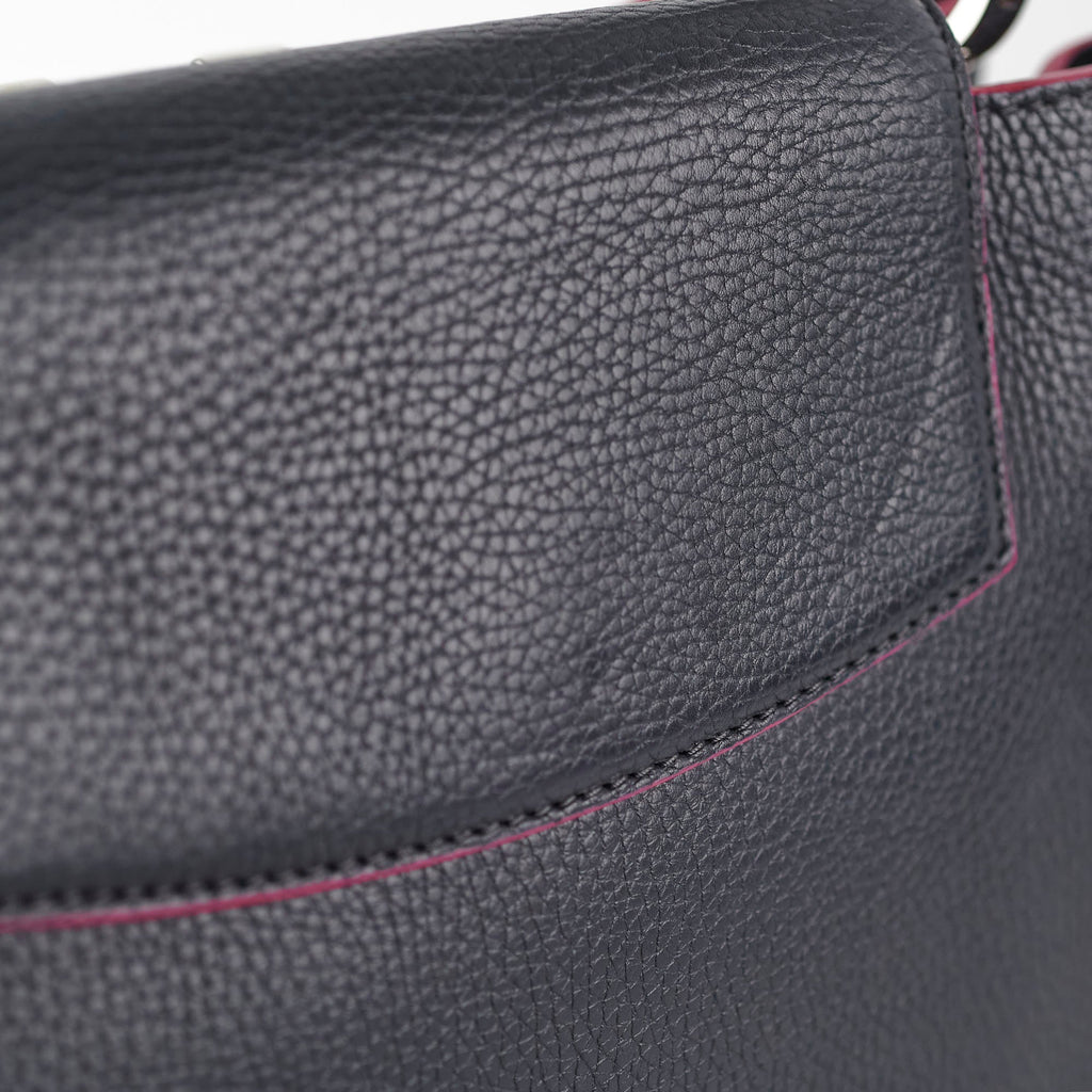 Louis Vuitton Capucines MM Navy