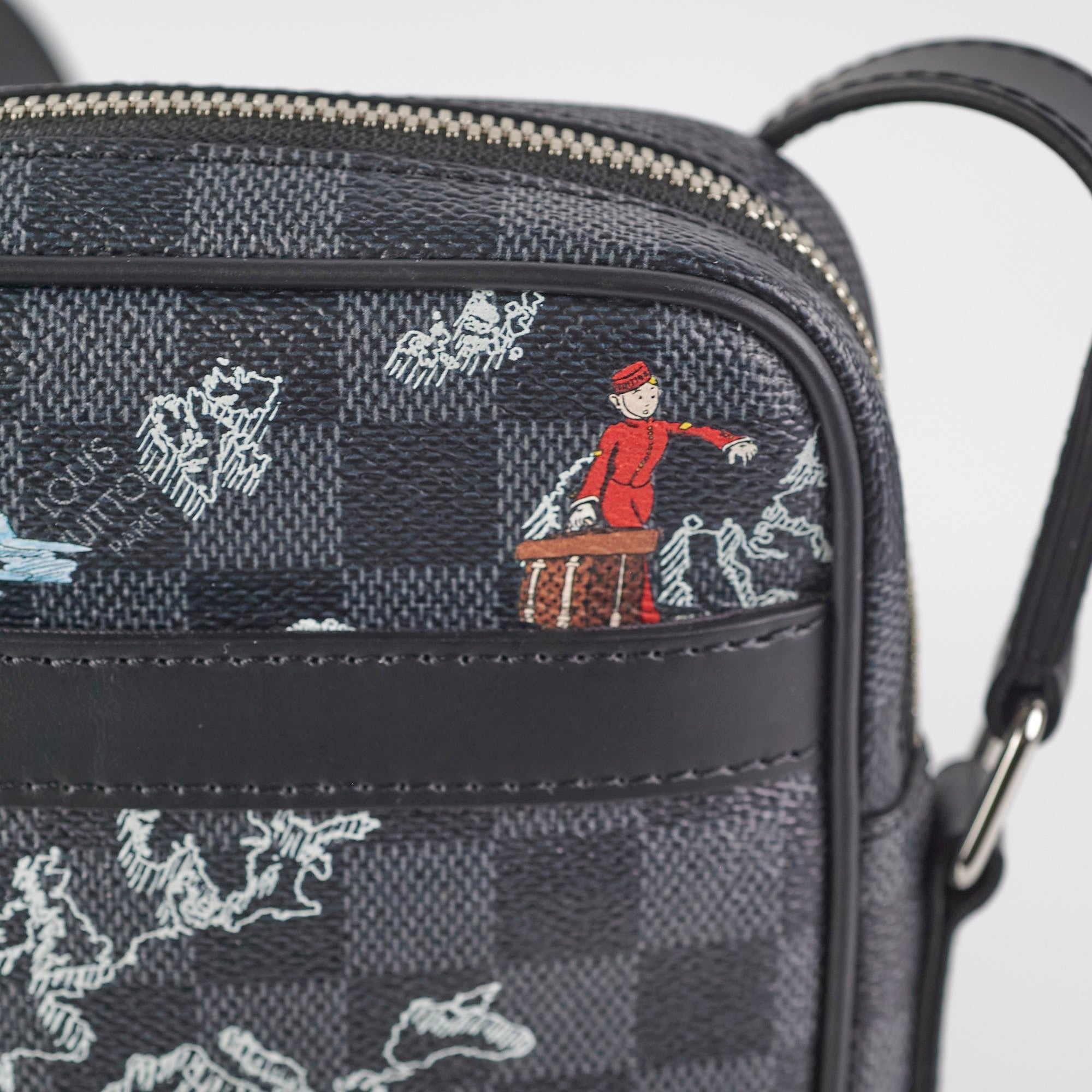 Louis Vuitton Damier Eclipse Men's Crossbody