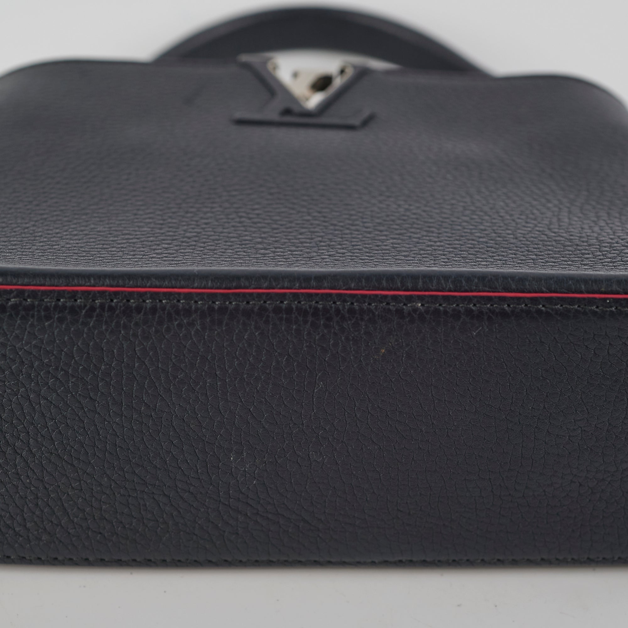Louis Vuitton Taurillion Capucines BB Navy/Fuschia