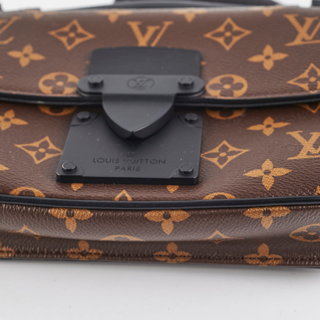 Louis Vuitton Monogram Canvas S Lock Bumbag