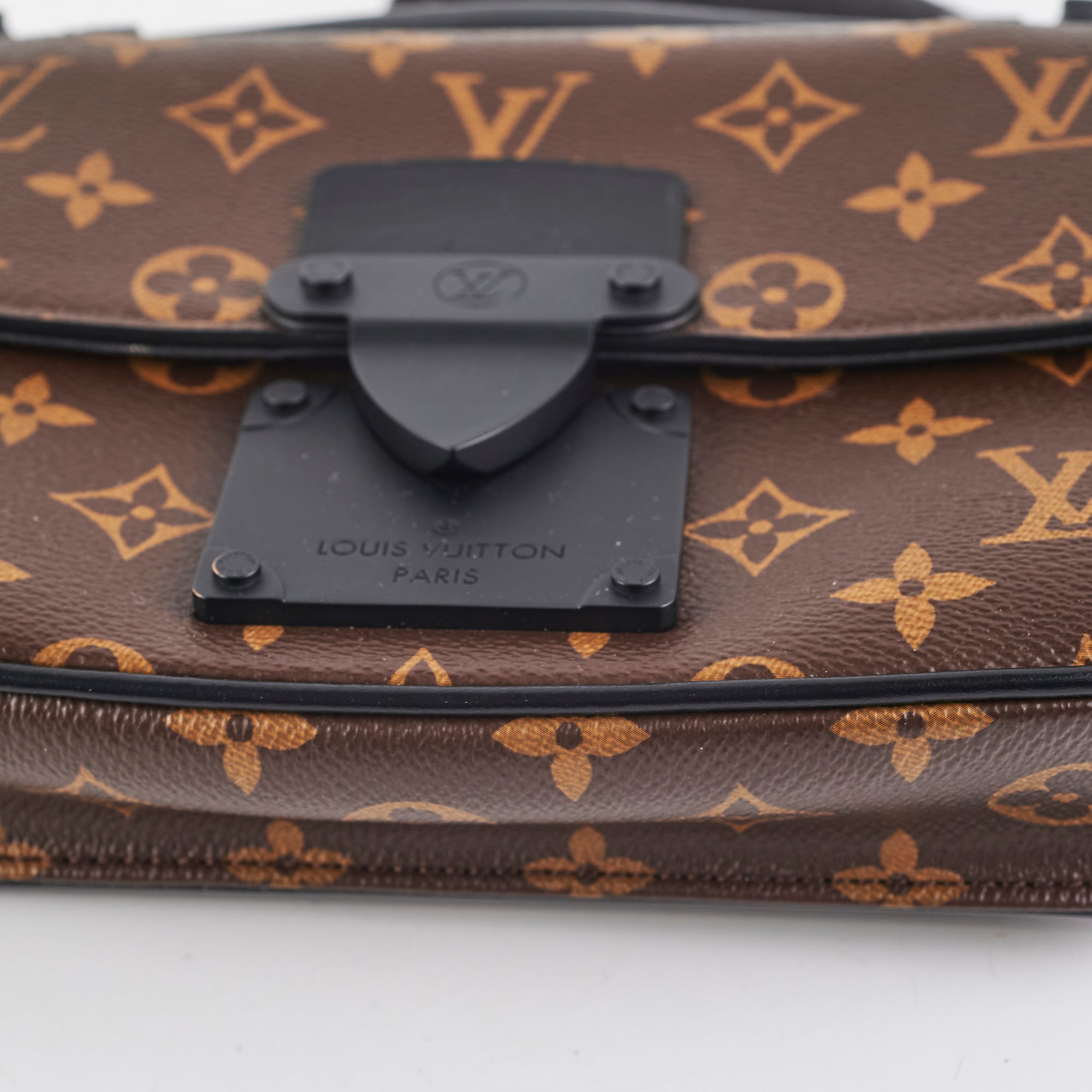 Louis Vuitton Monogram Canvas S Lock Bumbag