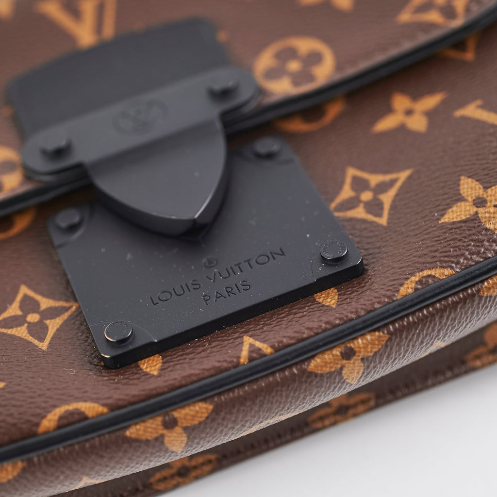 Louis Vuitton Monogram Canvas S Lock Bumbag