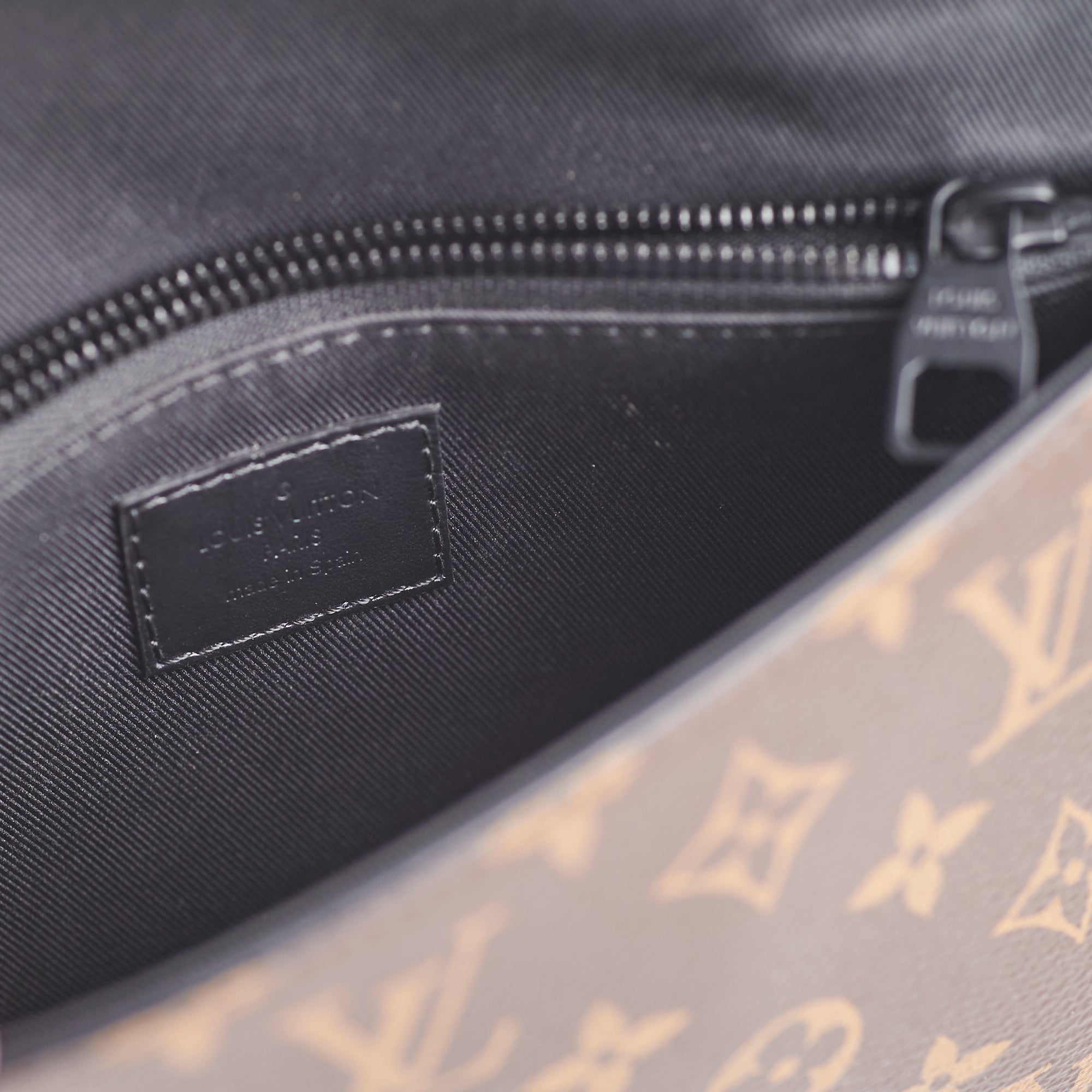 Louis Vuitton Monogram Canvas S Lock Bumbag