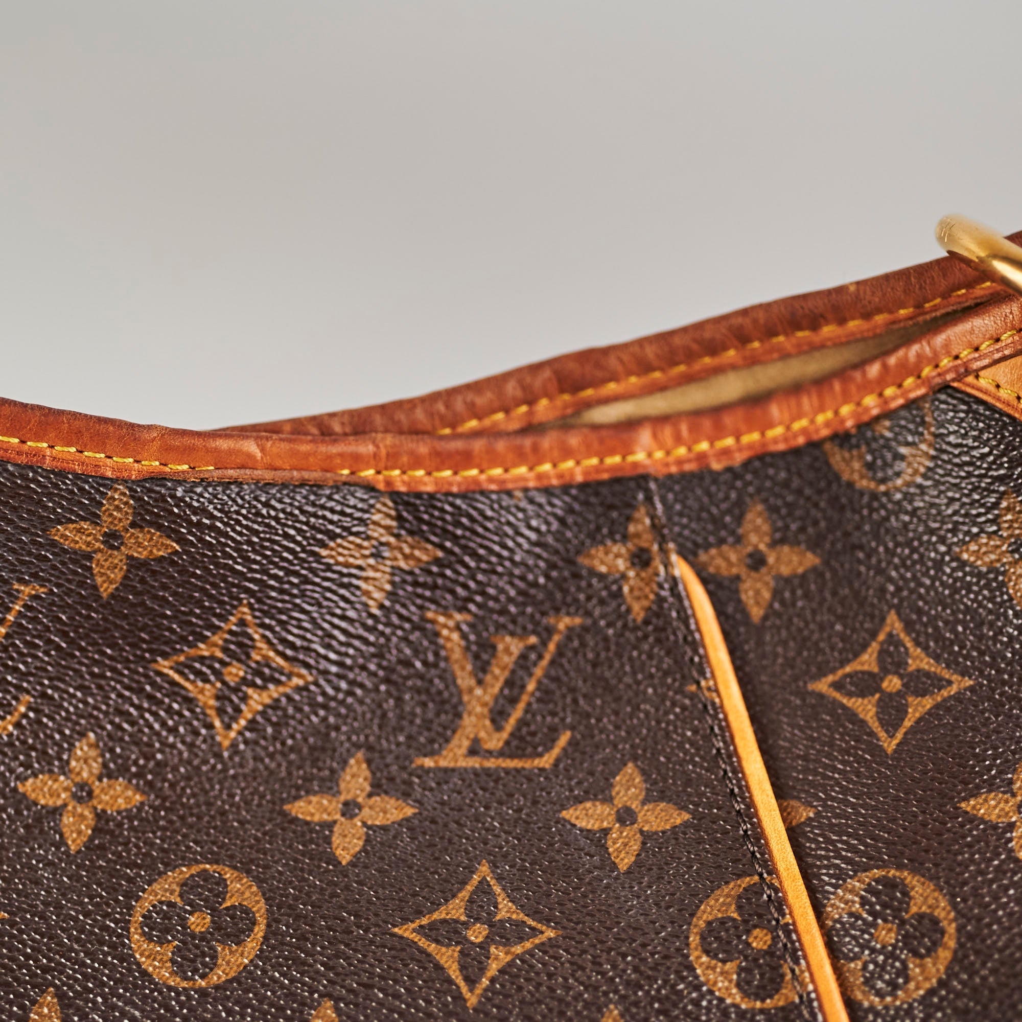 Louis Vuitton Galliera Monogram