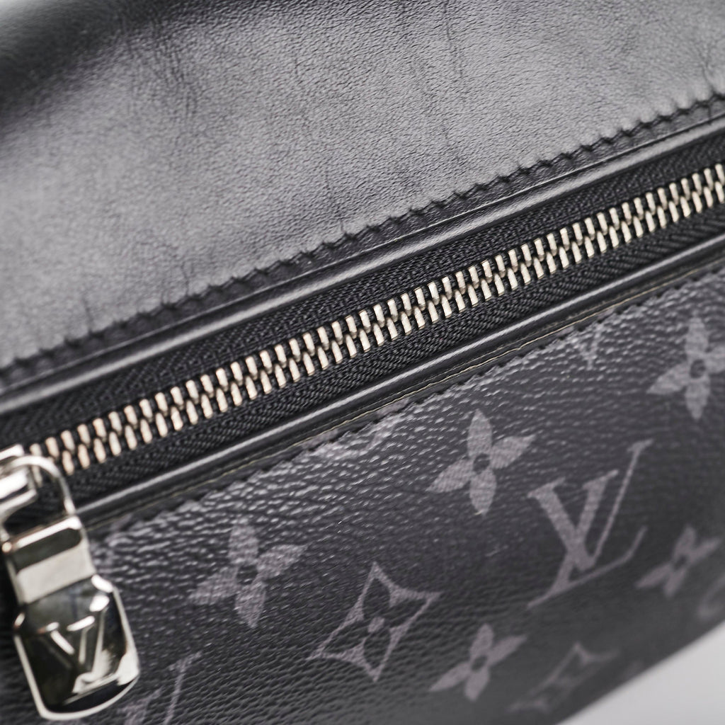 Louis Vuitton Discovery GM Bumbag
