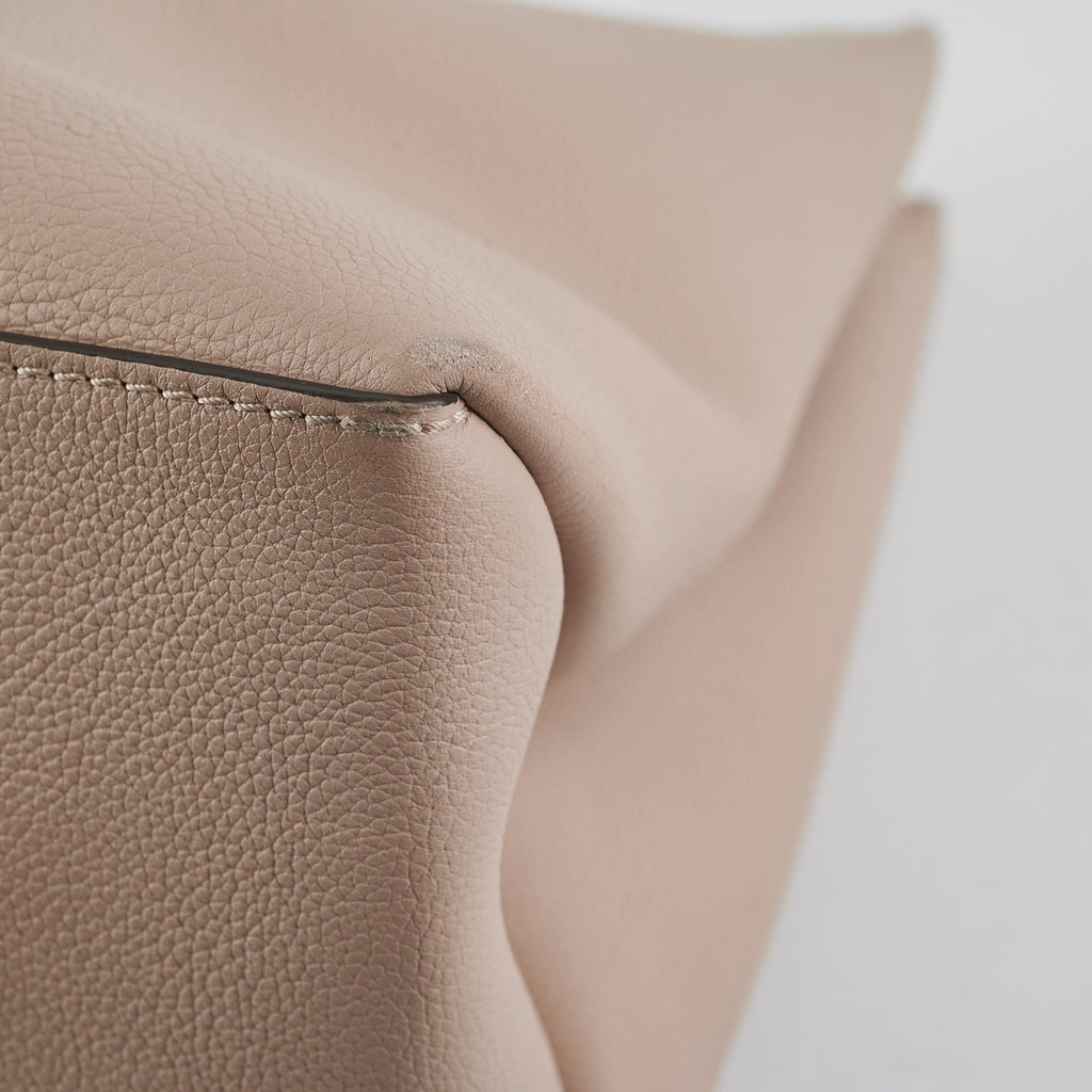 Louis Vuitton Lockme Tote Greige