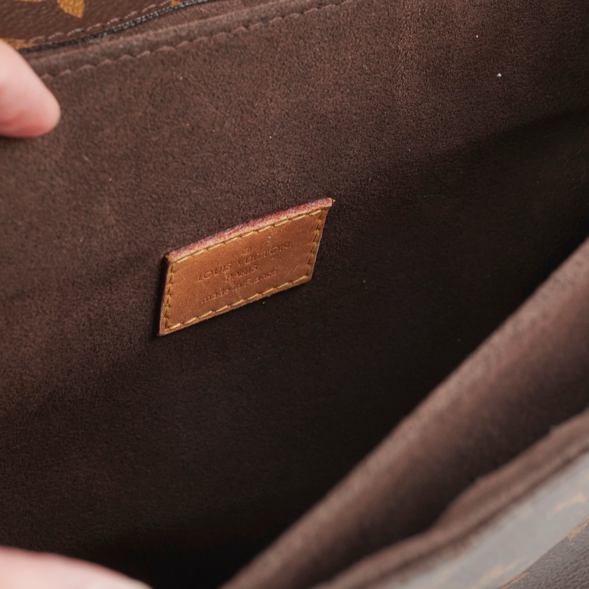 Louis Vuitton Pochette Metis