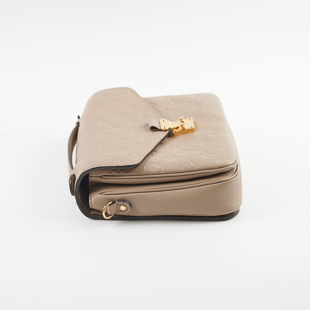 Louis Vuitton Pochette Metis Monogram Empreinte Leather Tourterelle Grey 2024