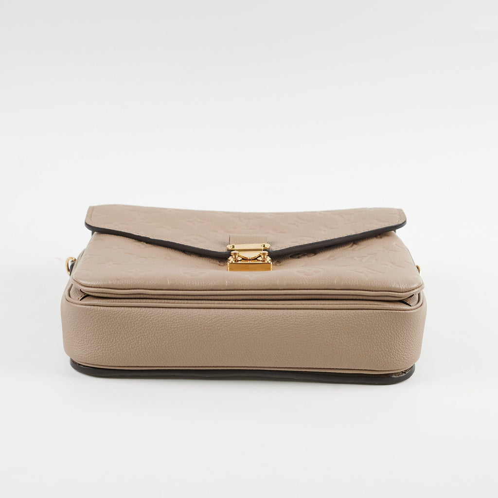 Louis Vuitton Pochette Metis Monogram Empreinte Leather Tourterelle Grey 2024