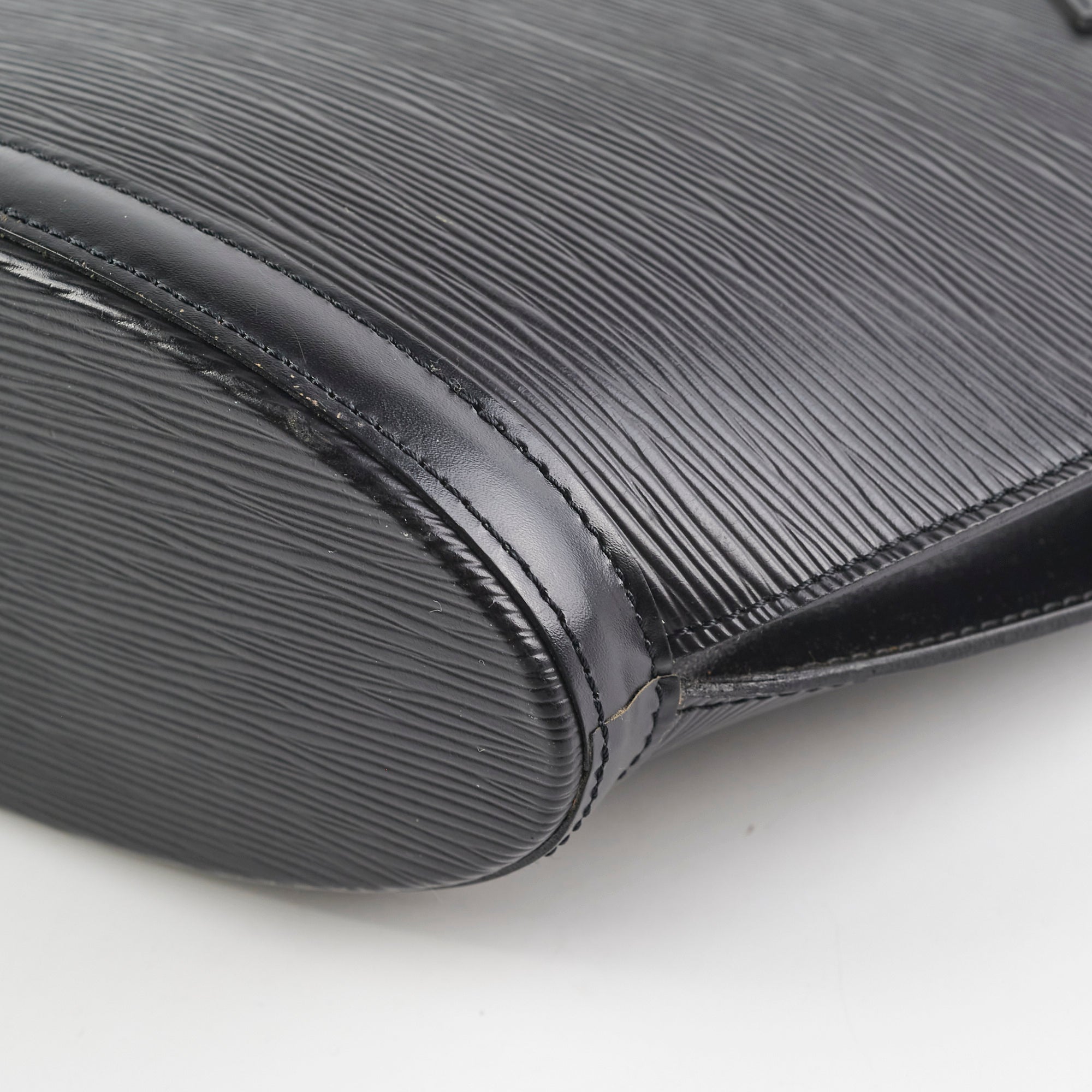 Louis Vuitton Saint Jacques Epi Black Bag