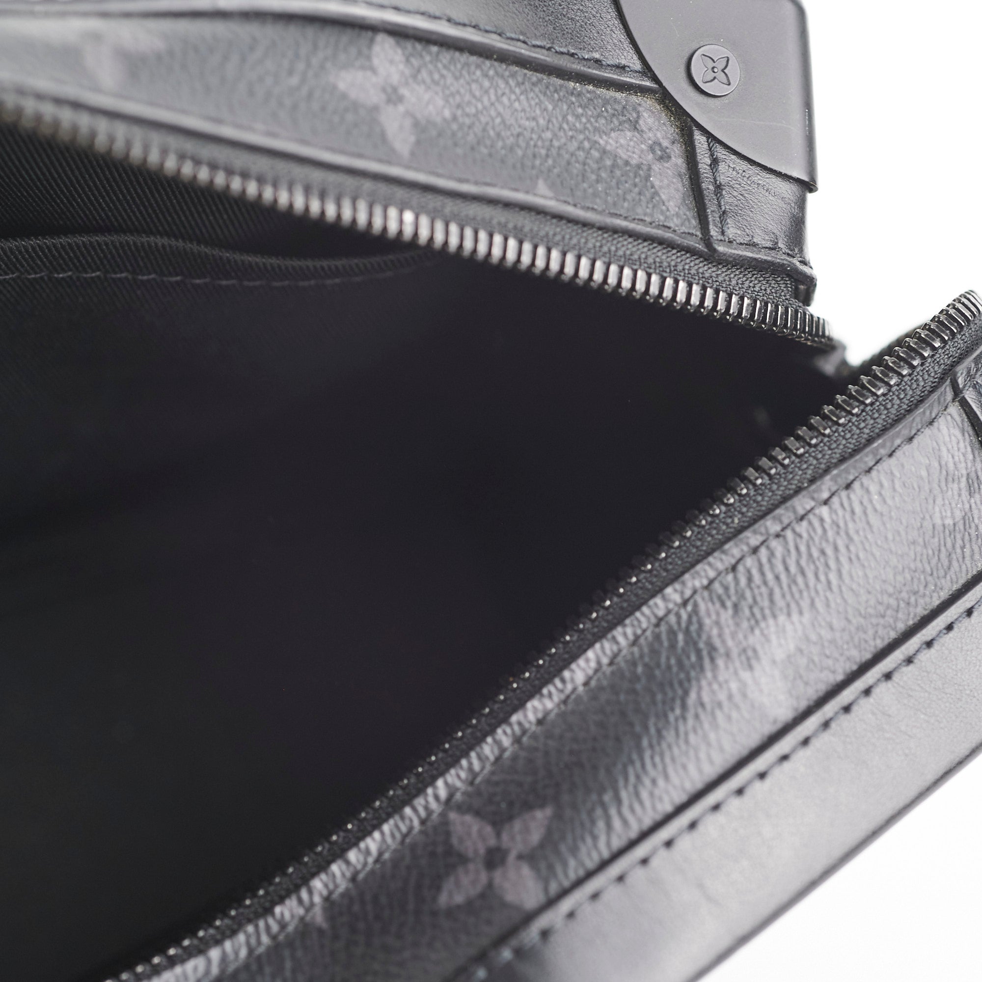 Louis Vuitton Men's Soft Truck Black