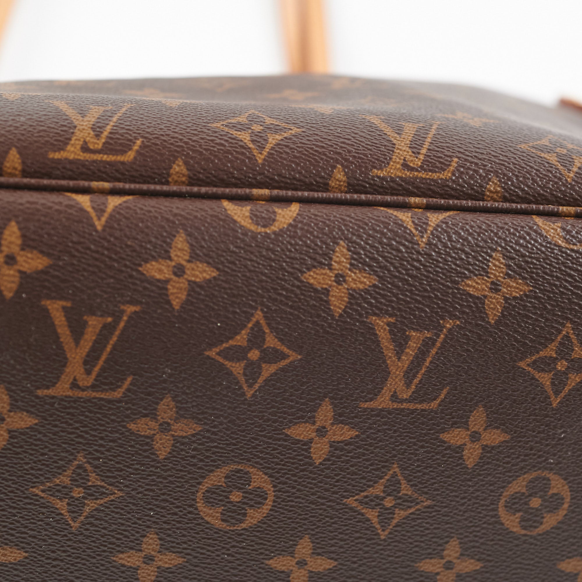 Louis Vuitton Neverfull Monogram MM Shoulder Bag
