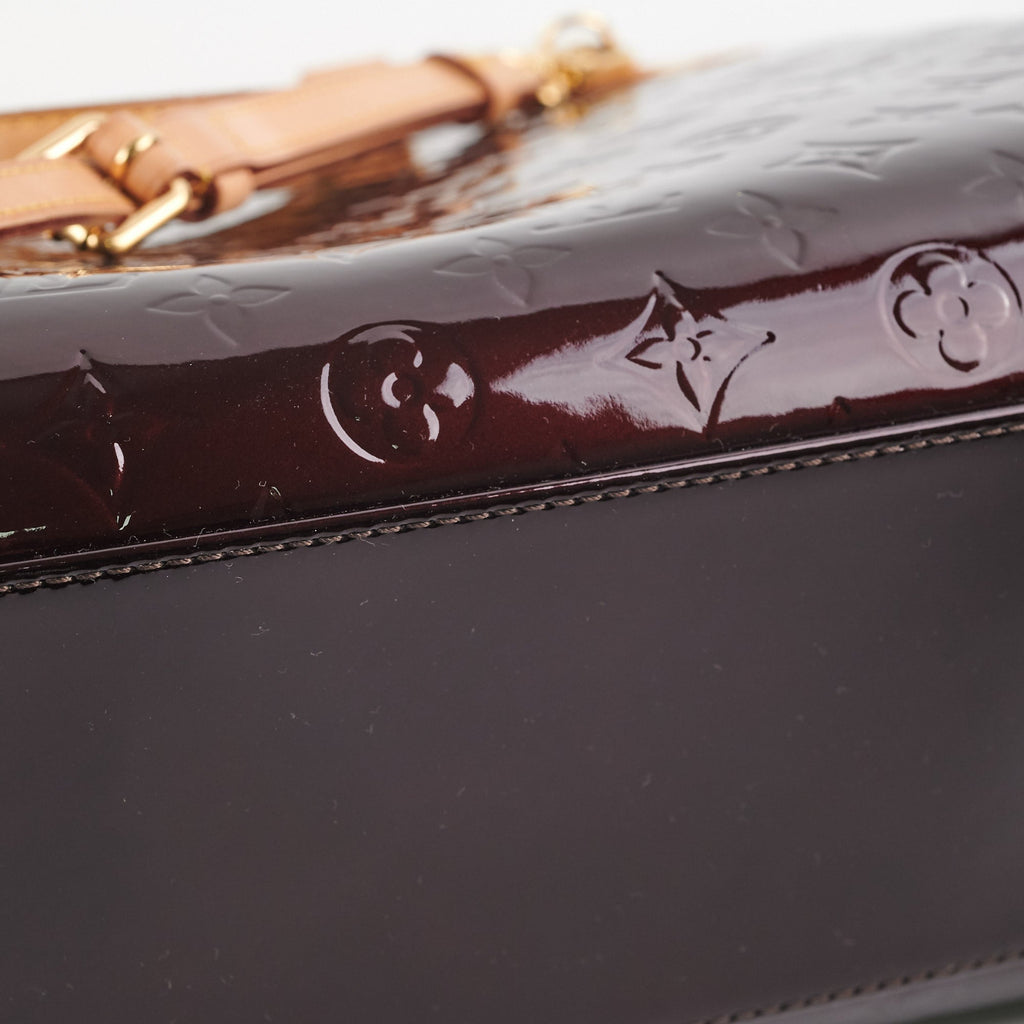 Louis Vuitton Brea MM Amarante Monogram Vernis Bag