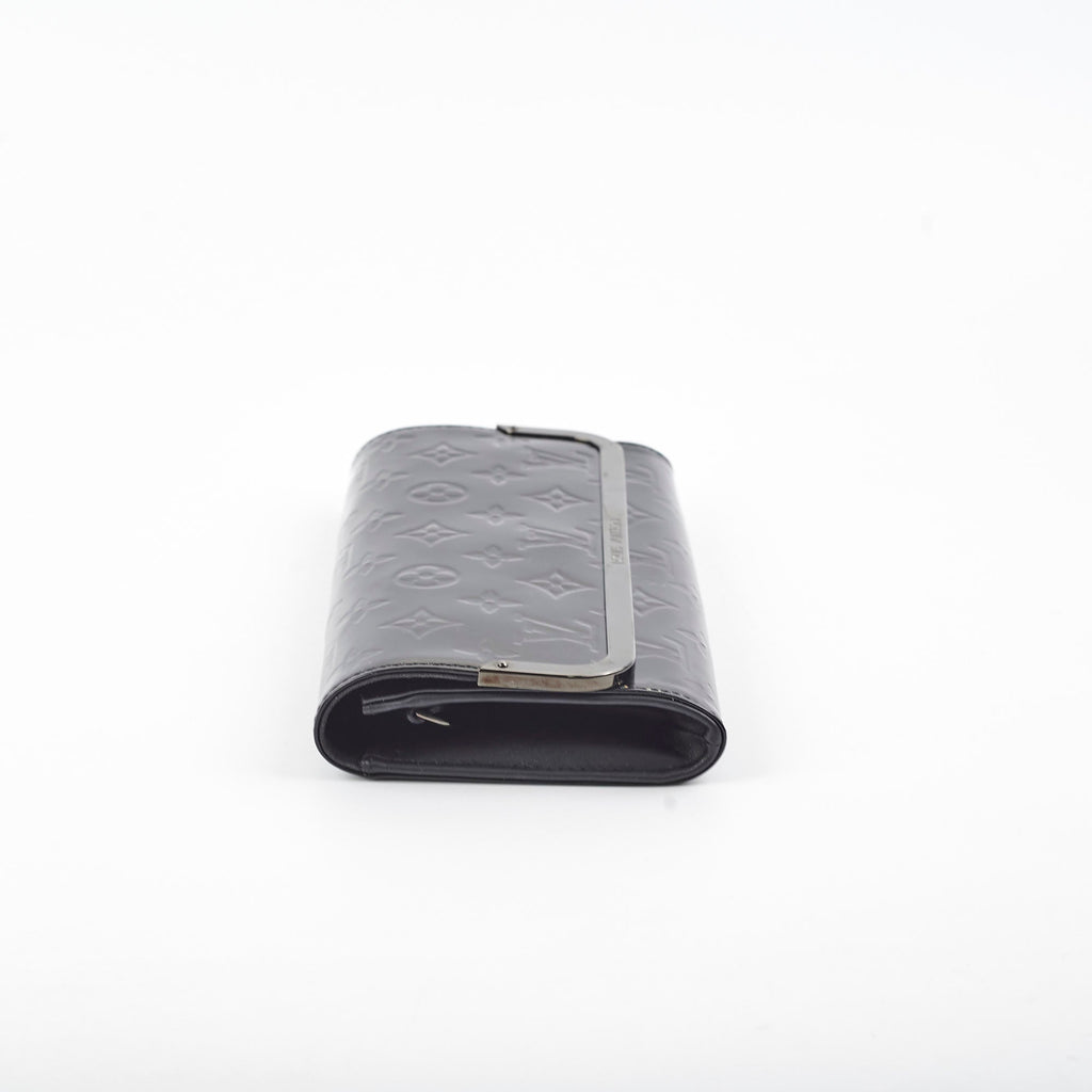 Louis Vuitton Patent Clutch Black