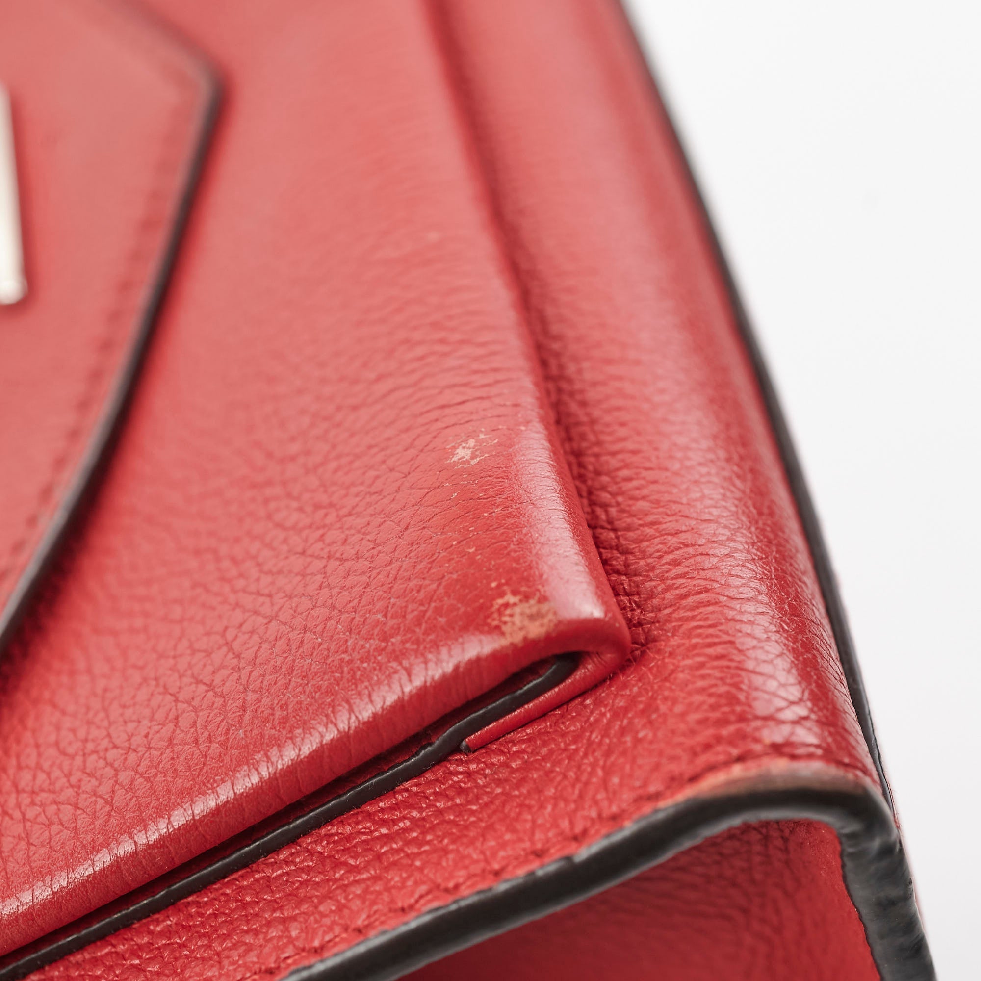 Louis Vuitton Lock Me Red Shoulder Bag