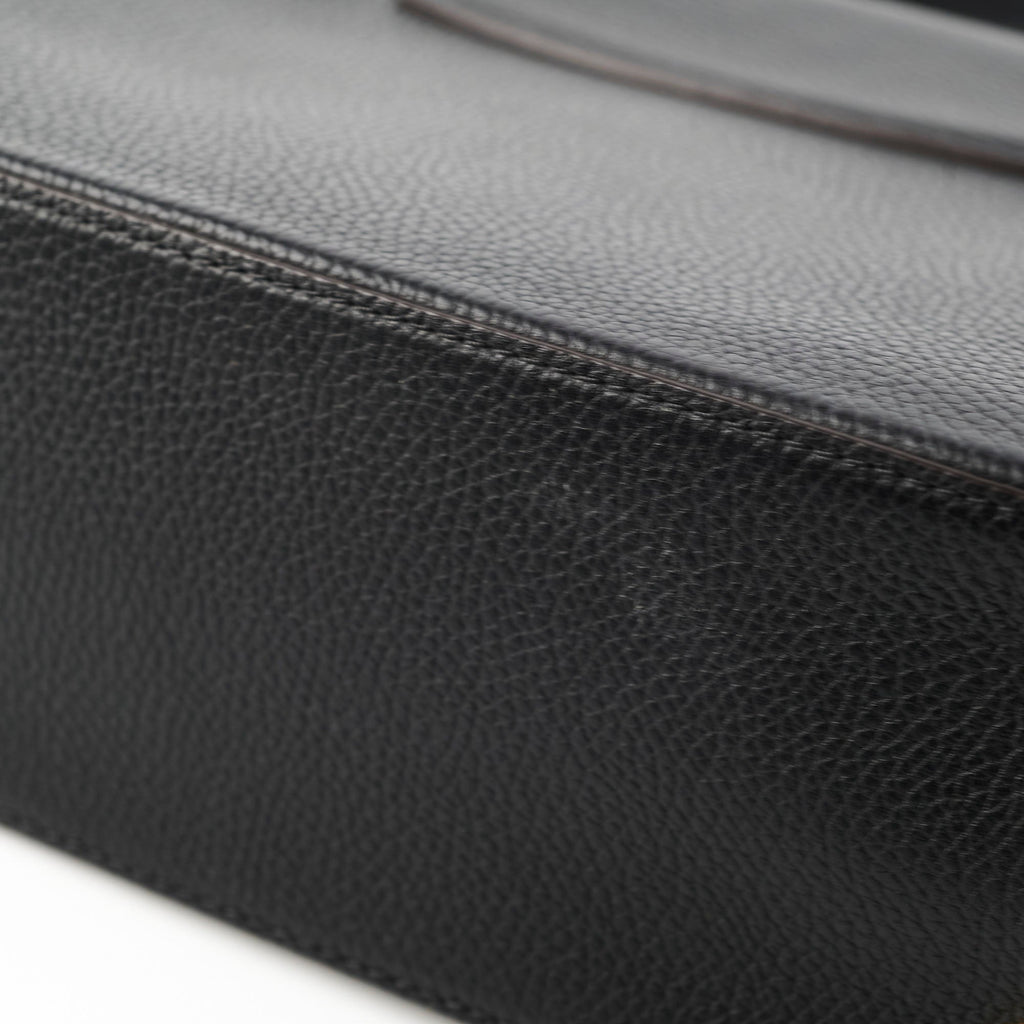 Louis Vuitton Capucines PM Black