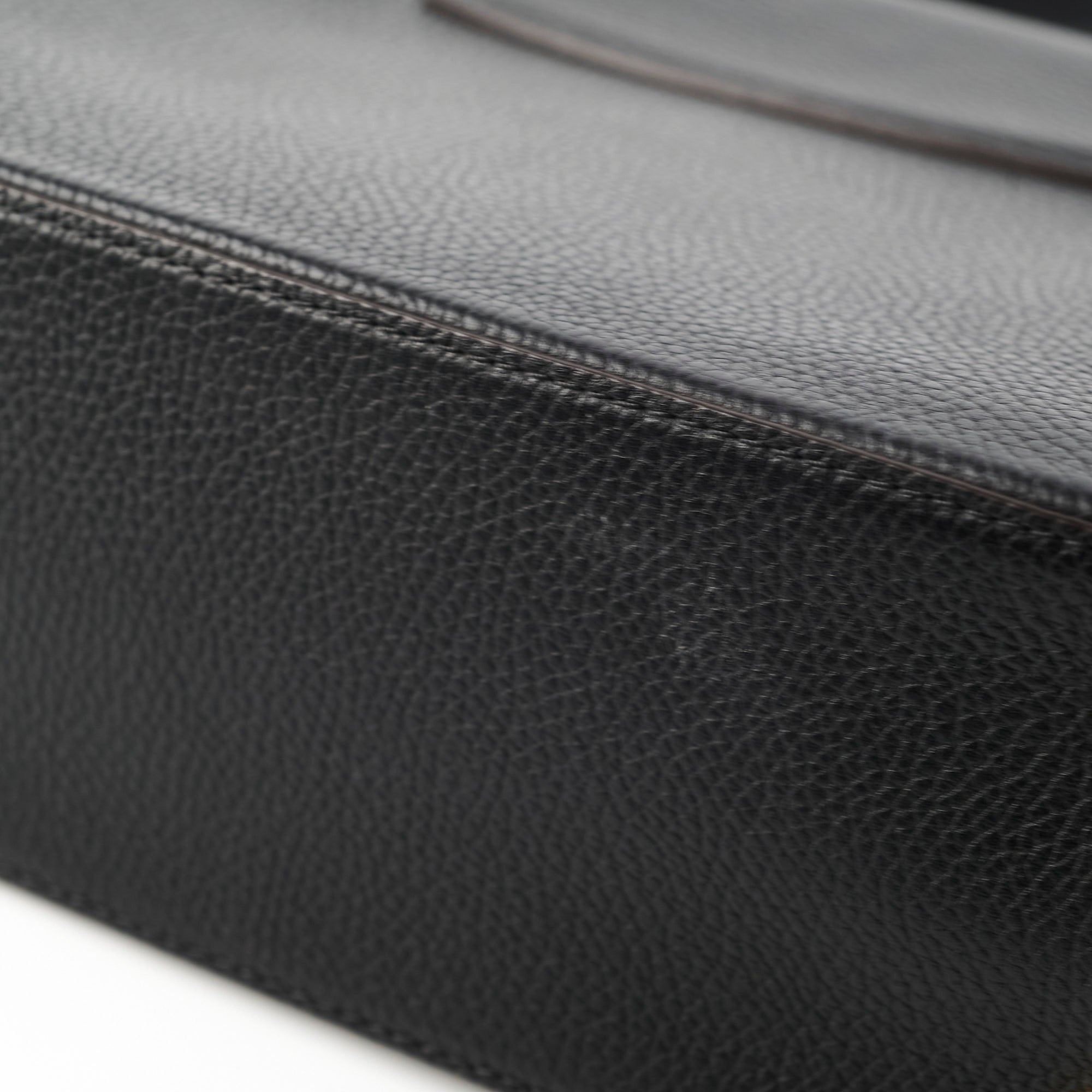 Louis Vuitton Capucines PM Black