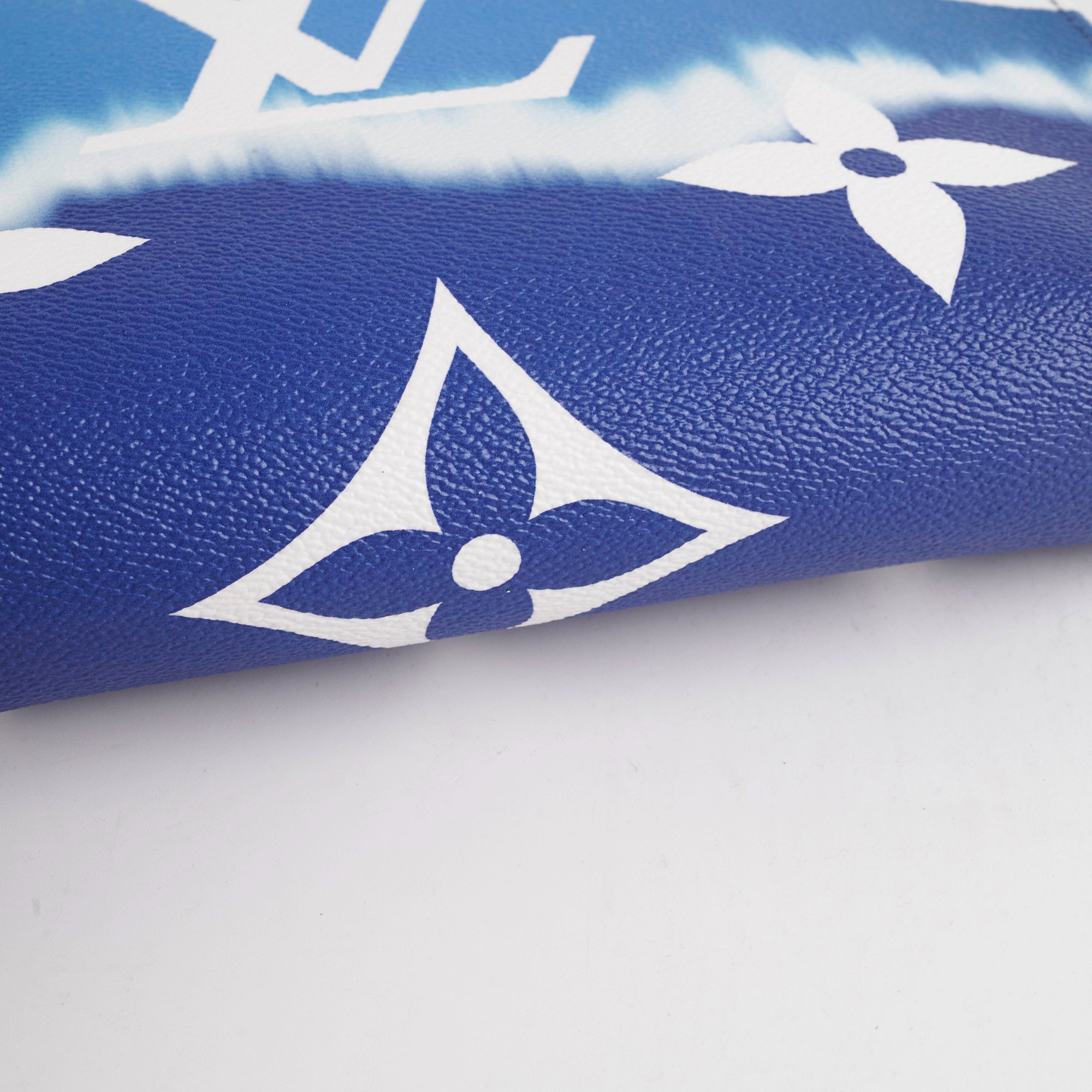 Louis Vuitton Escale Toiletry Pouch 26 Blue