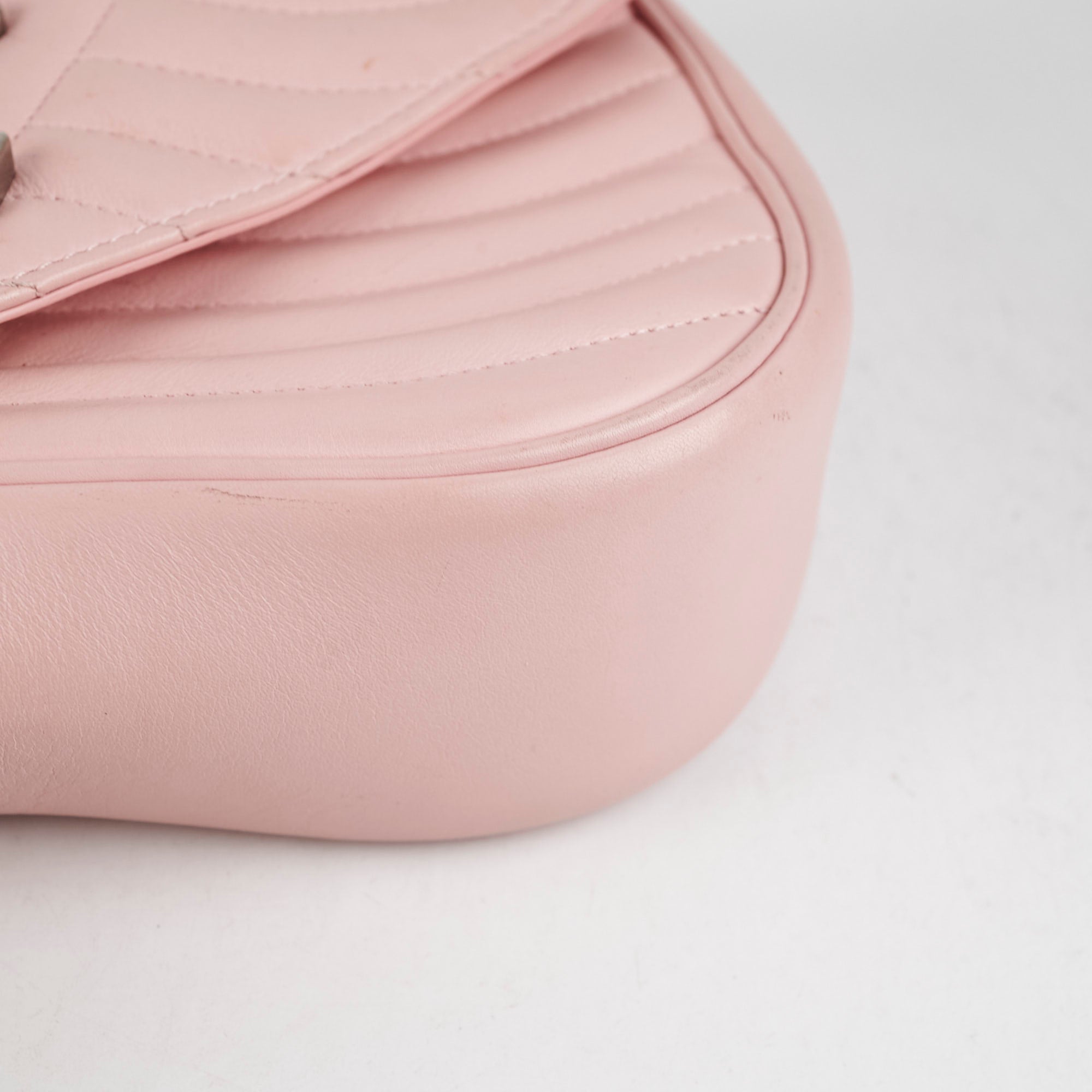 Louis Vuitton New Wave MM Pink Chain Bag