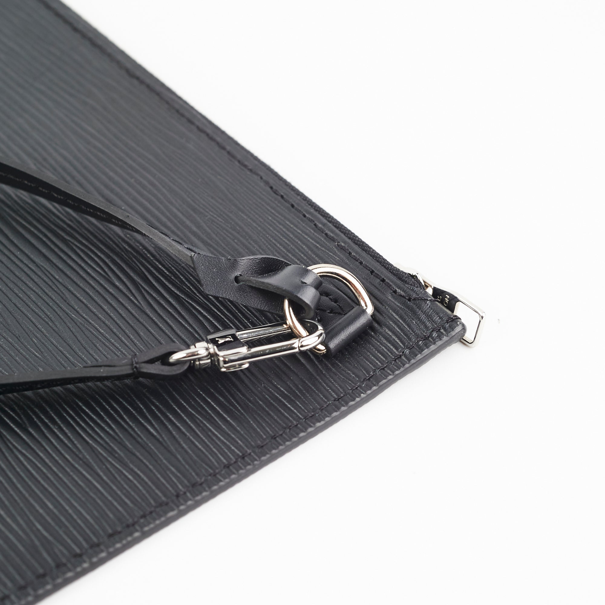 Louis Vuitton Neverfull MM Black Epi Pouch
