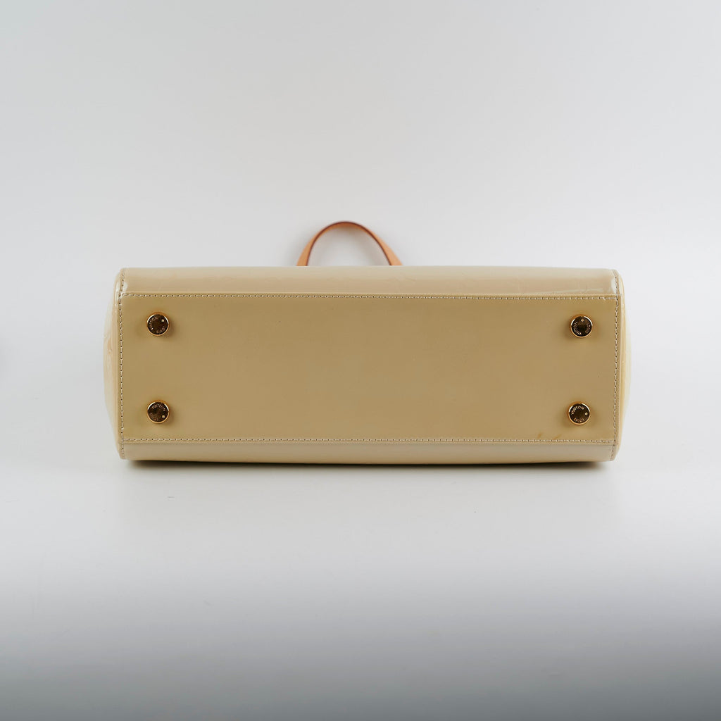 Louis Vuitton Brea MM Monogram Vernis