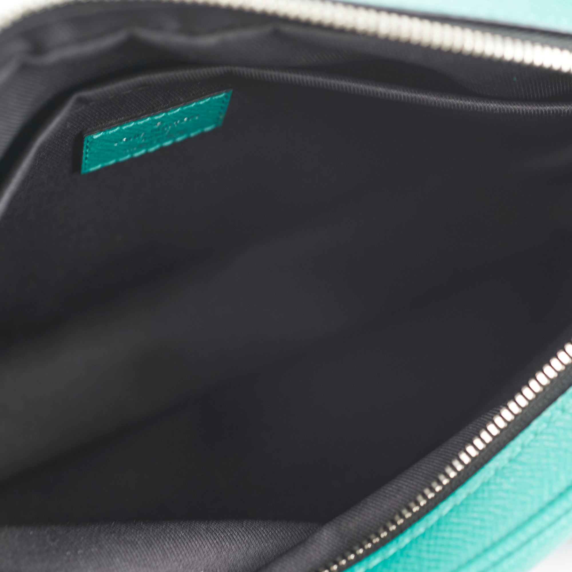 Louis Vuitton Taigarama Outdoor Messenger Bag Green Monogram