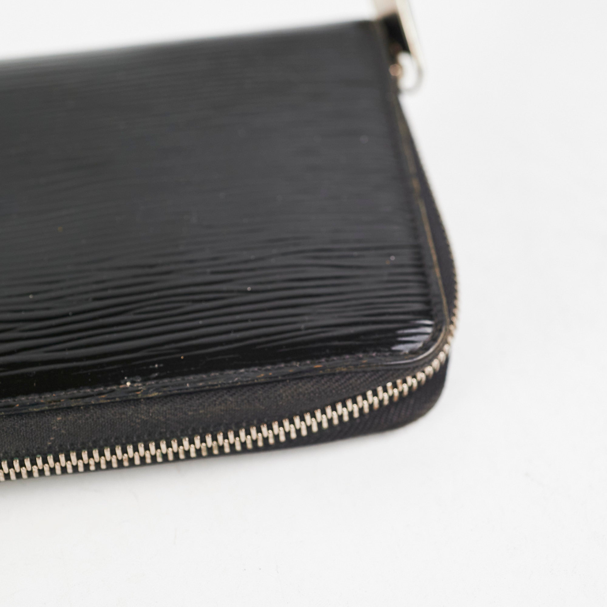 Louis Vuitton Epi Patent Zippy Wallet Black