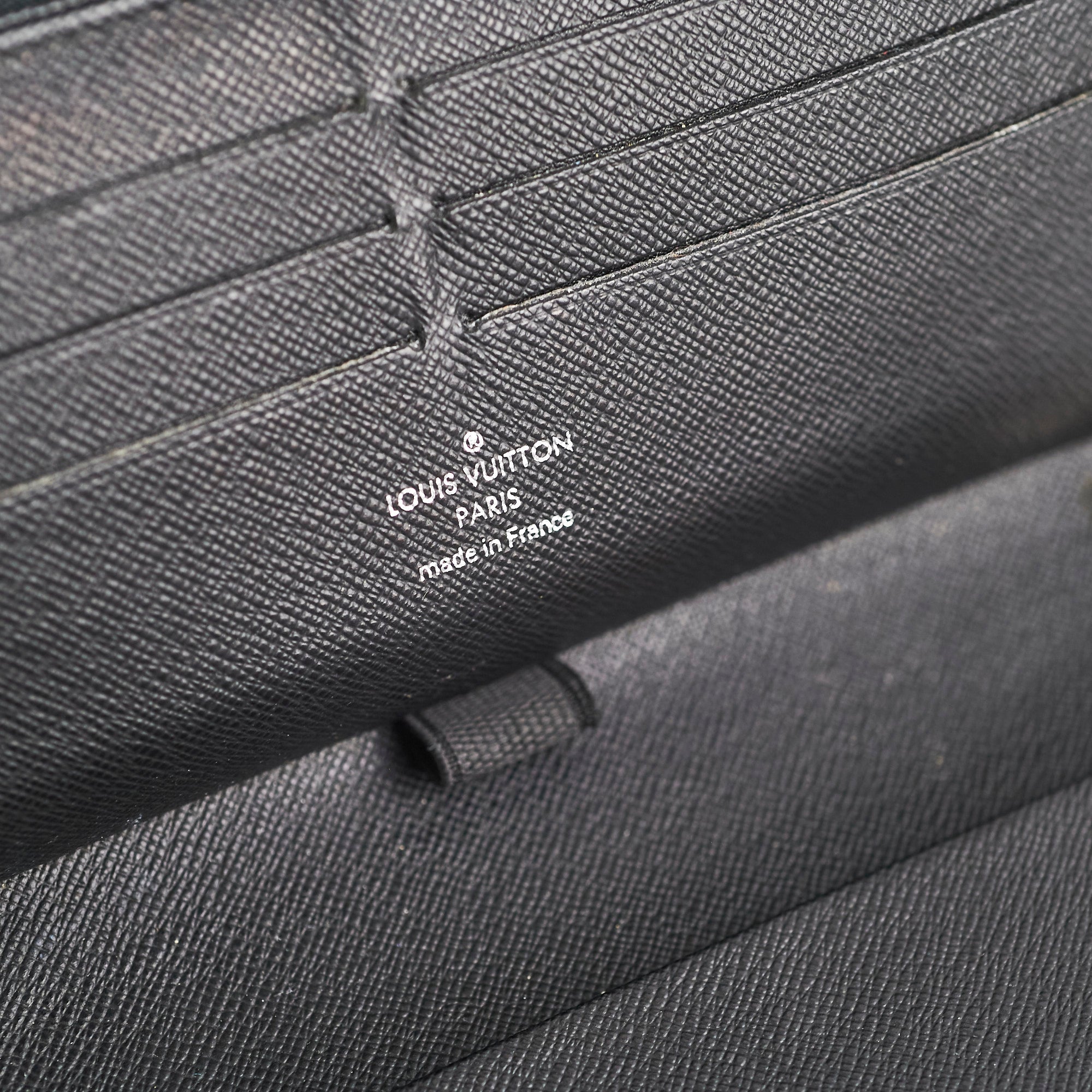 Louis Vuitton Epi Patent Zippy Wallet Black