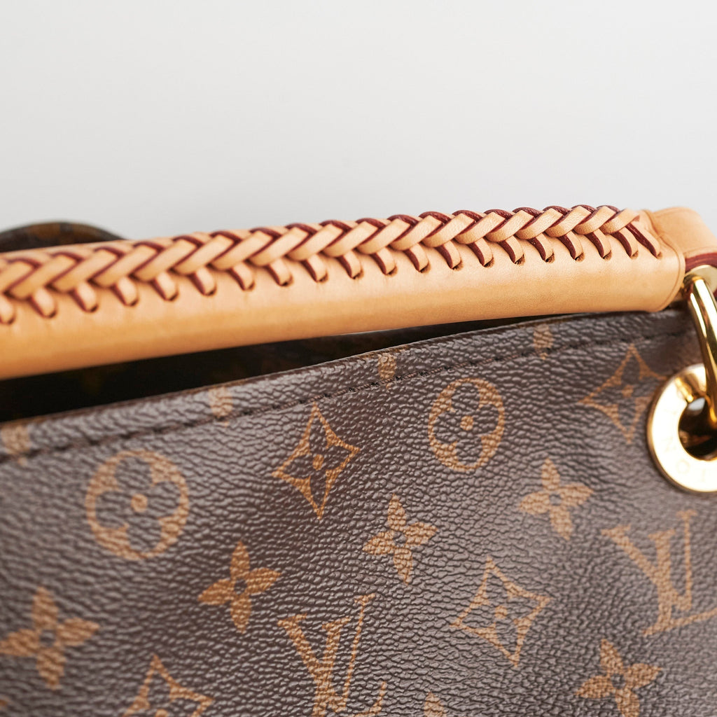 Louis Vuitton Artsy MM Monogram