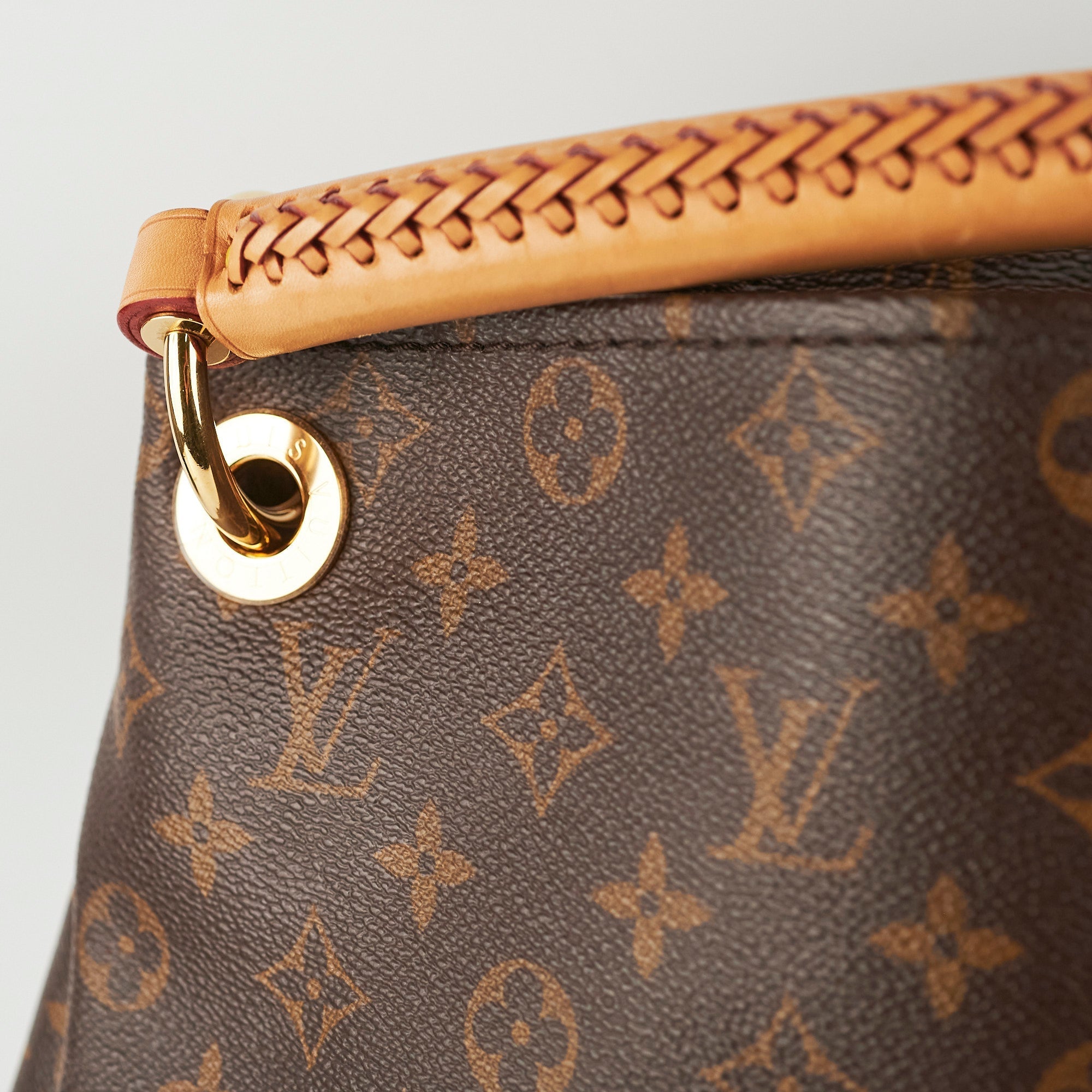 Louis Vuitton Artsy MM Monogram