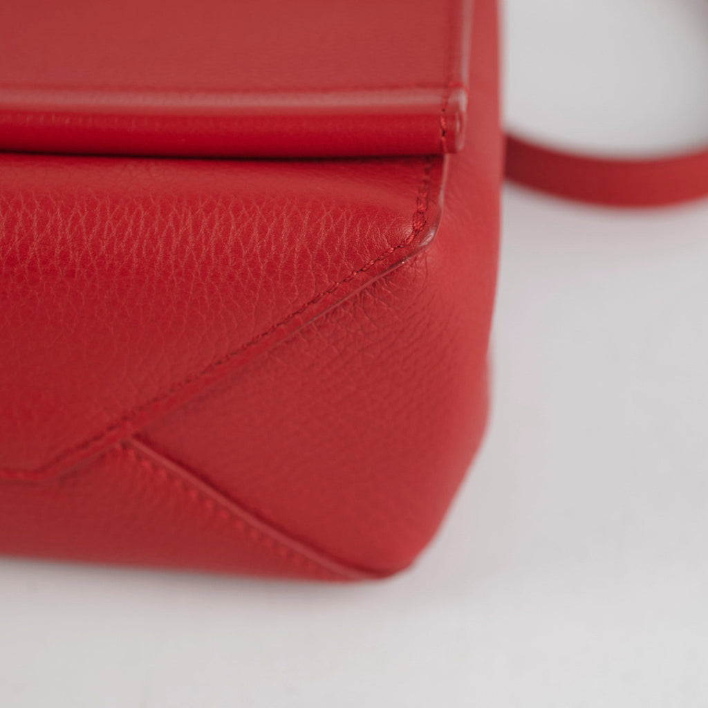 Louis Vuitton Lockme II BB Calfskin Rubis