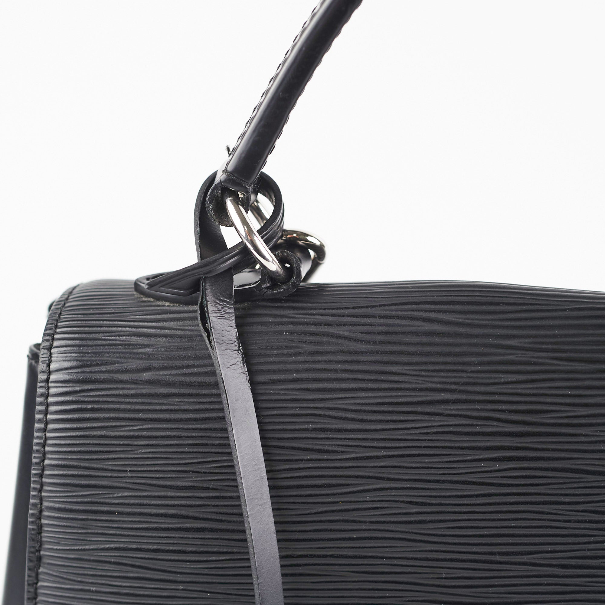 Louis Vuitton Cluny MM Epi Black Bag