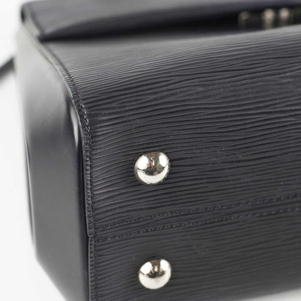Louis Vuitton Cluny MM Epi Black Bag