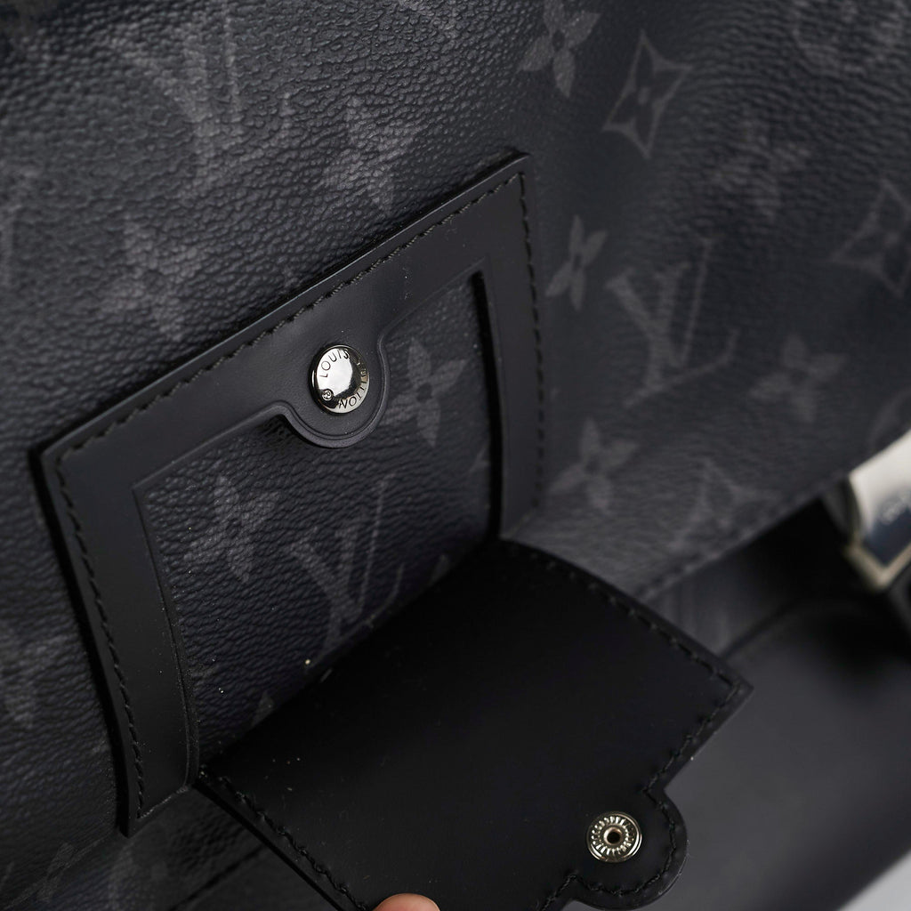 Louis Vuitton Messenger PM Voyager Bag