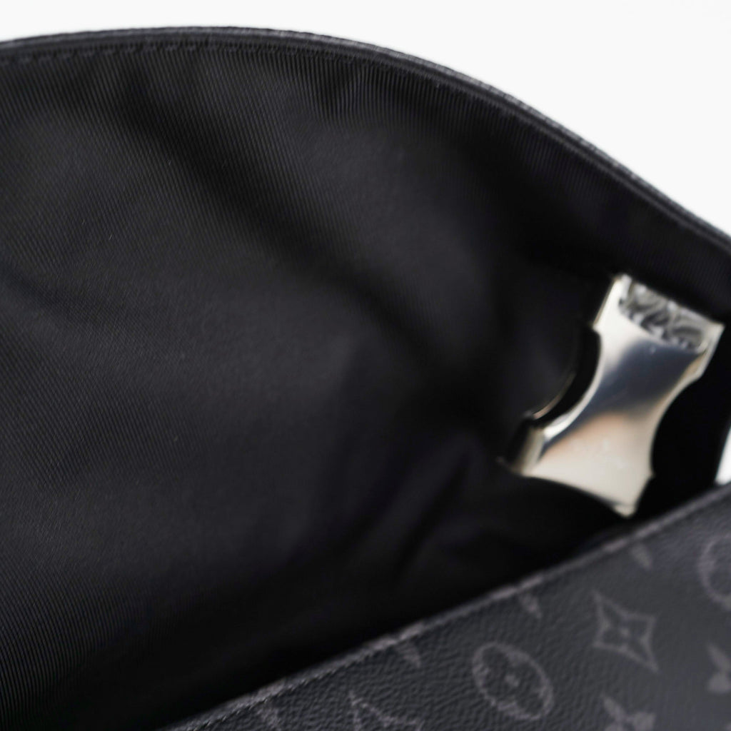 Louis Vuitton Messenger PM Voyager Bag