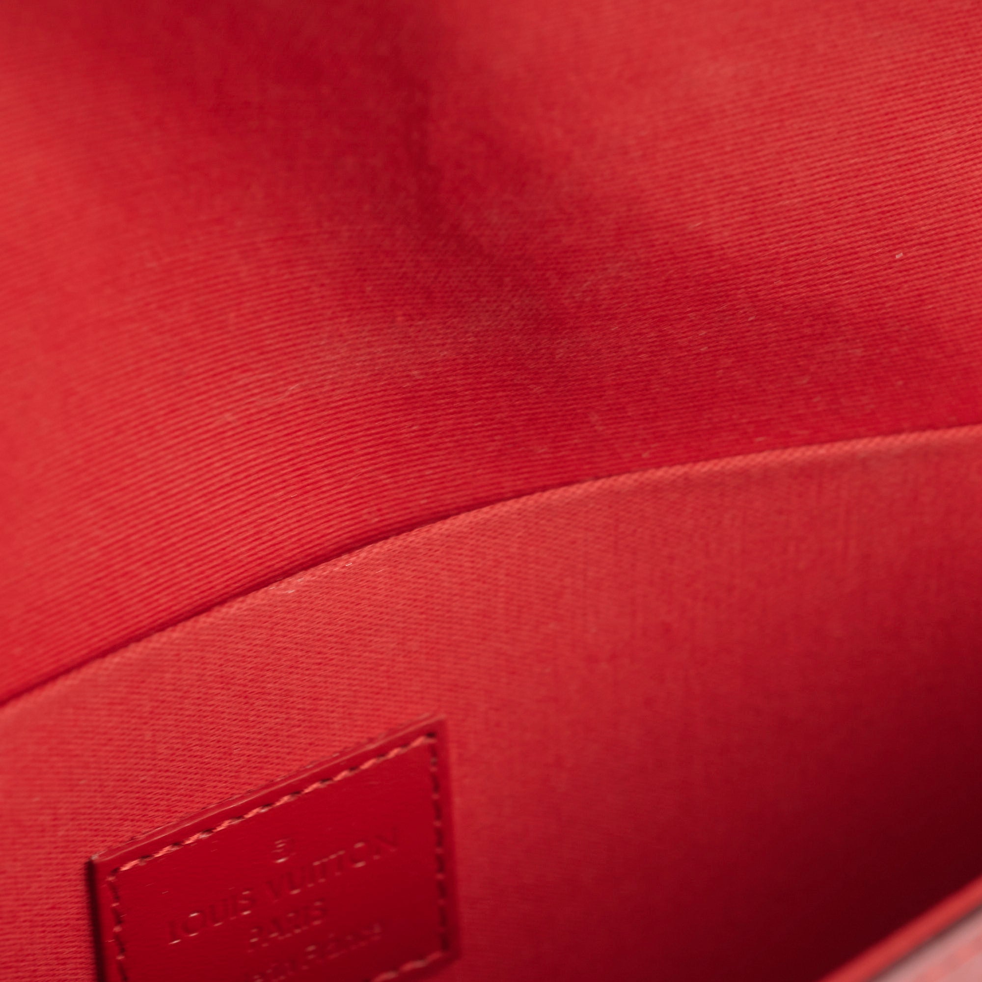 Louis Vuitton Red Monogram Vernis Pochette Felicie