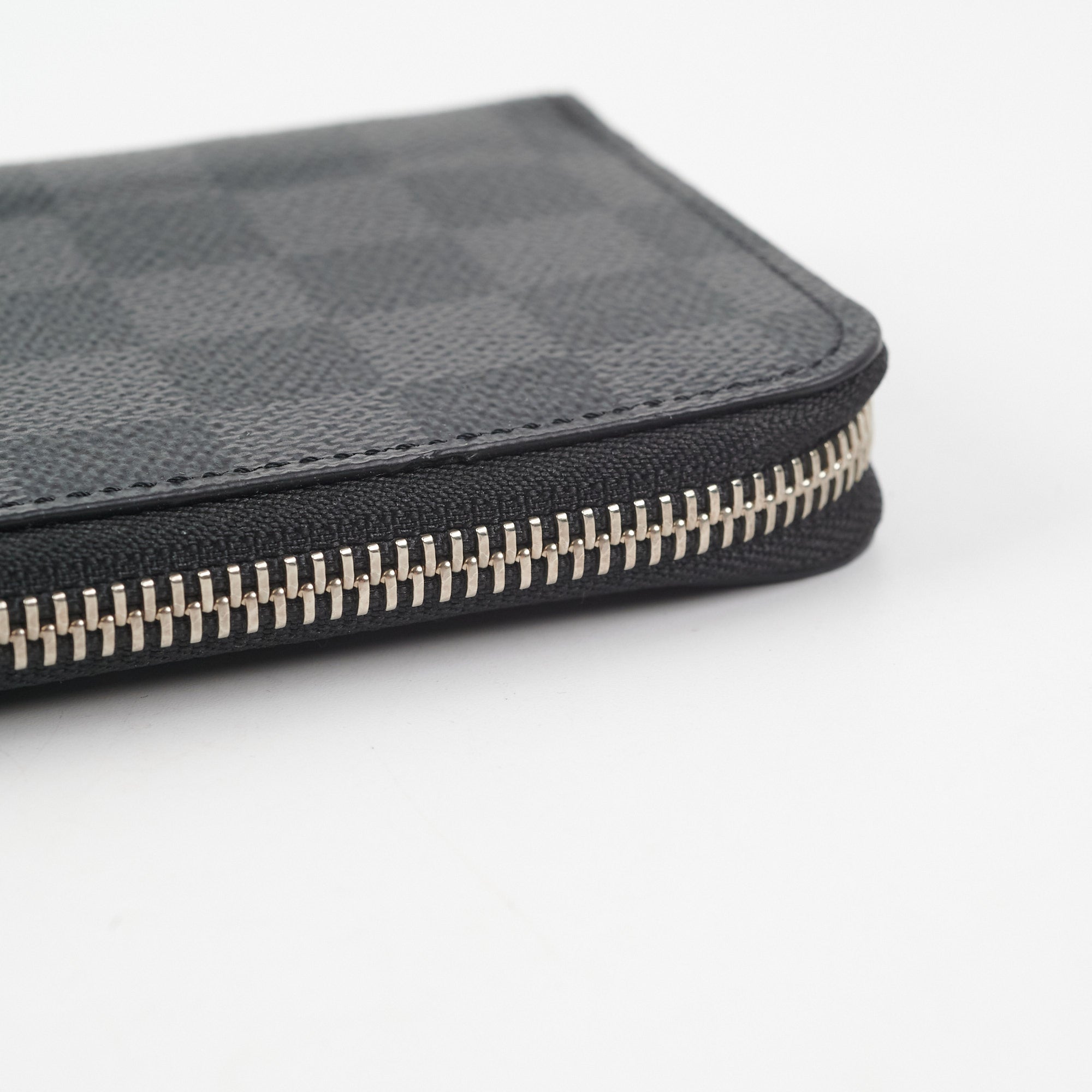 Louis Vuitton Zip Wallet Damier Graphite