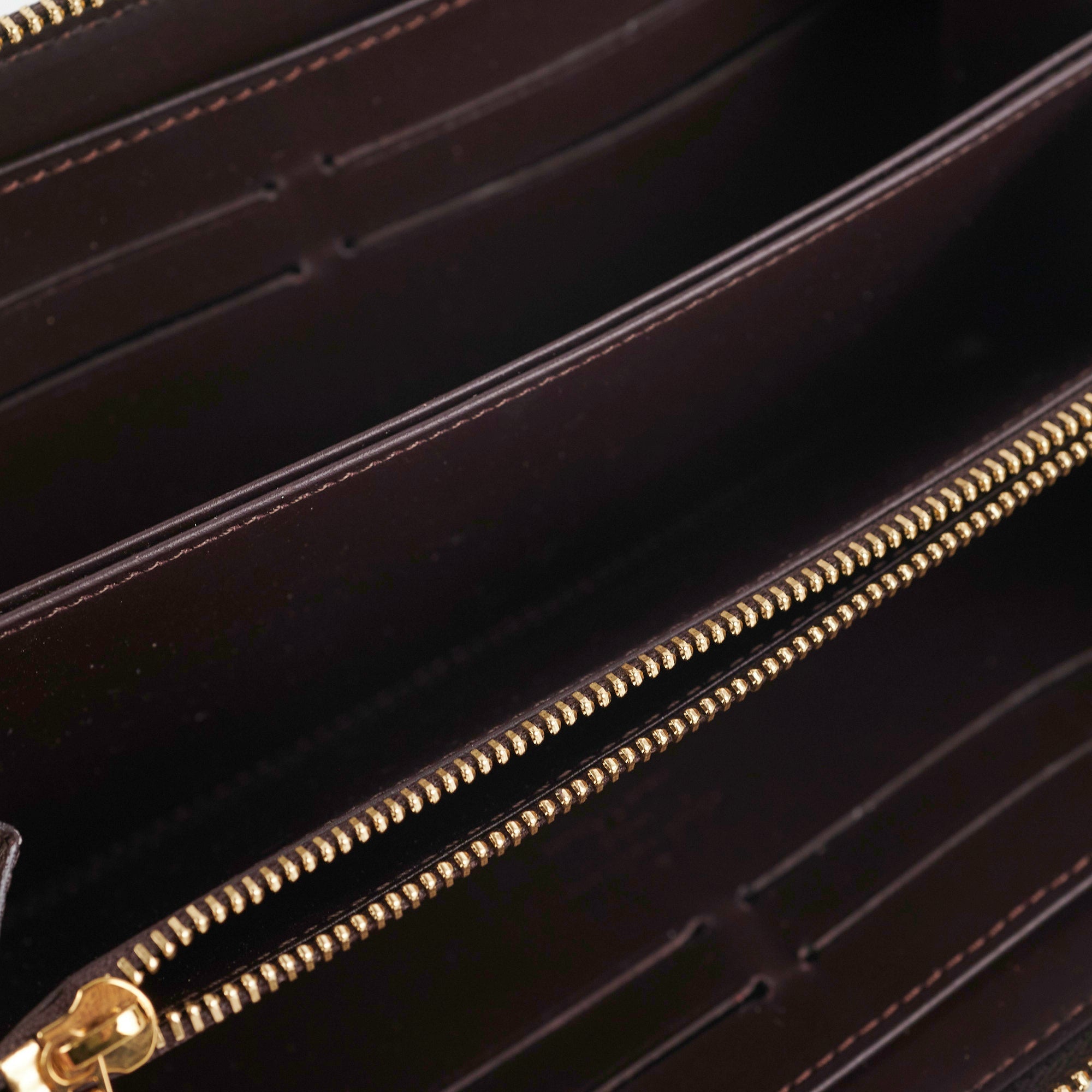 Louis Vuitton Amarante Monogram Vernis Zippy Wallet